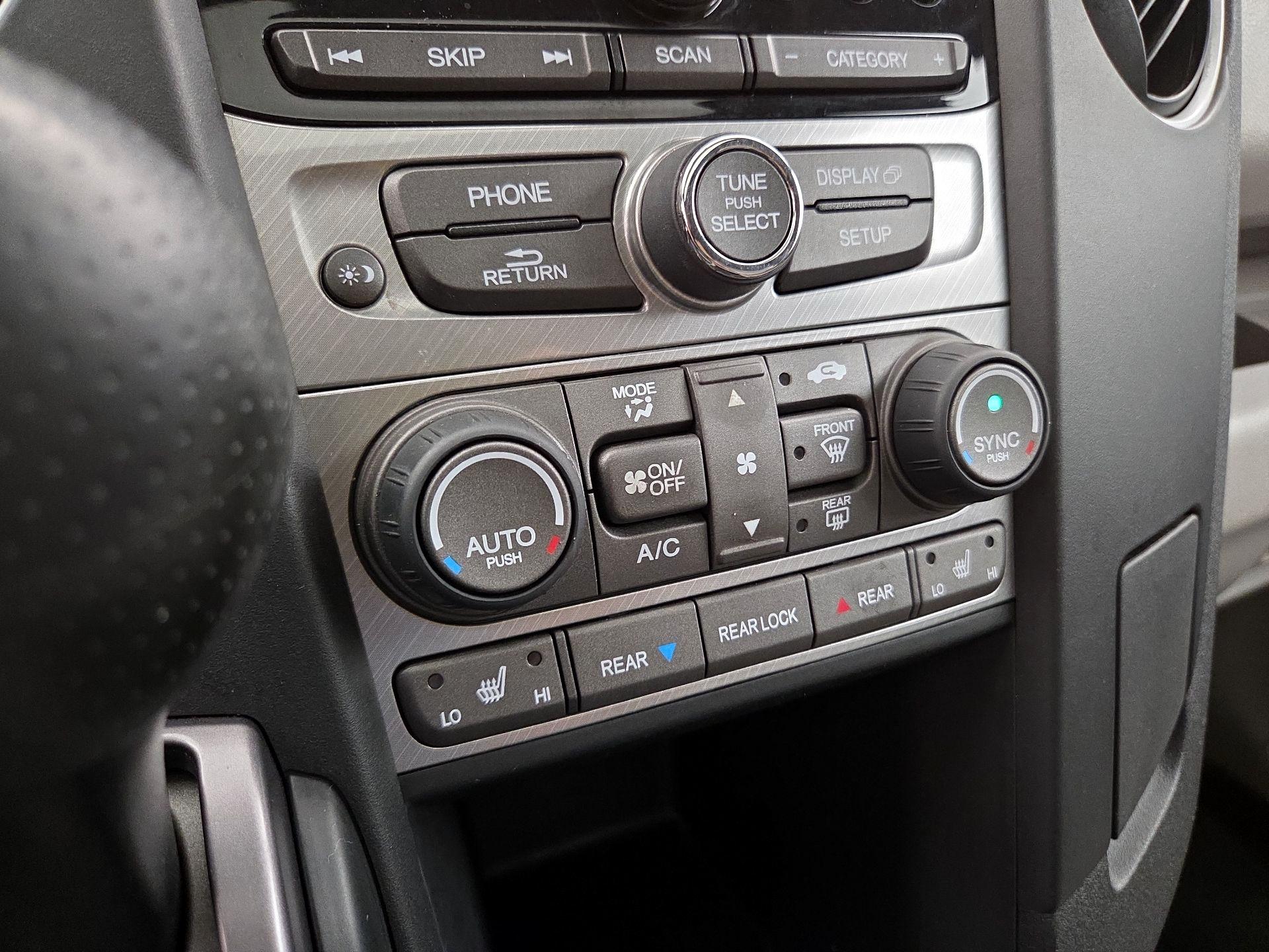 Thumbnail: 2014 Honda Pilot - 16