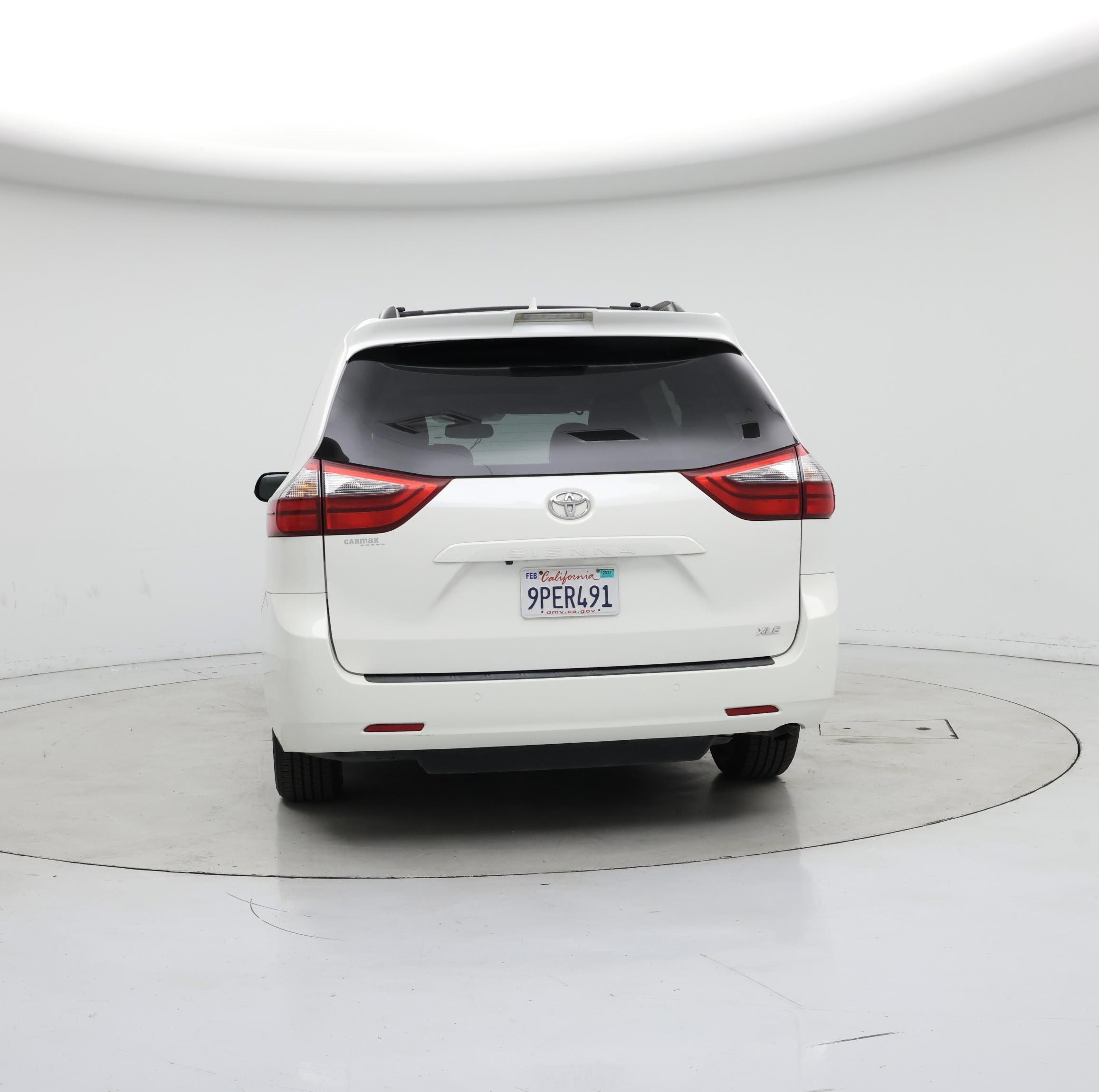 Thumbnail: 2020 Toyota Sienna - 6