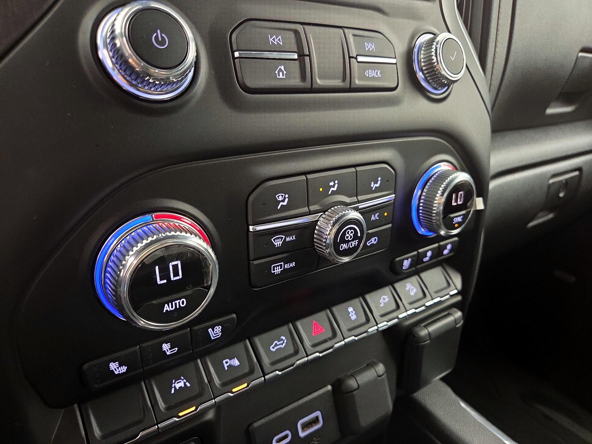 Thumbnail: 2022 GMC Sierra 1500 - 16