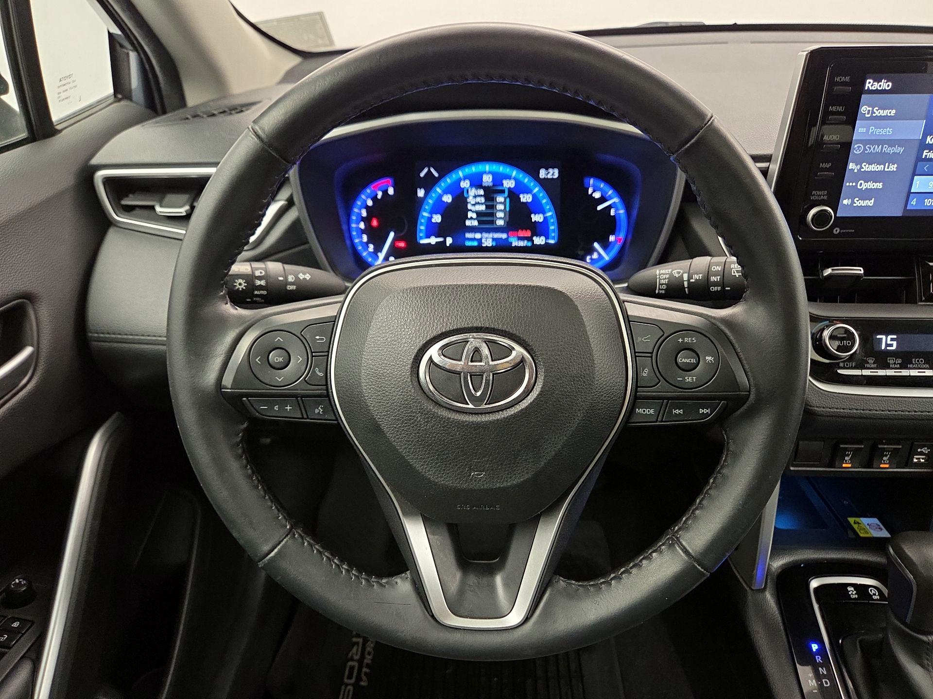 Thumbnail: 2022 Toyota Corolla Cross - 10