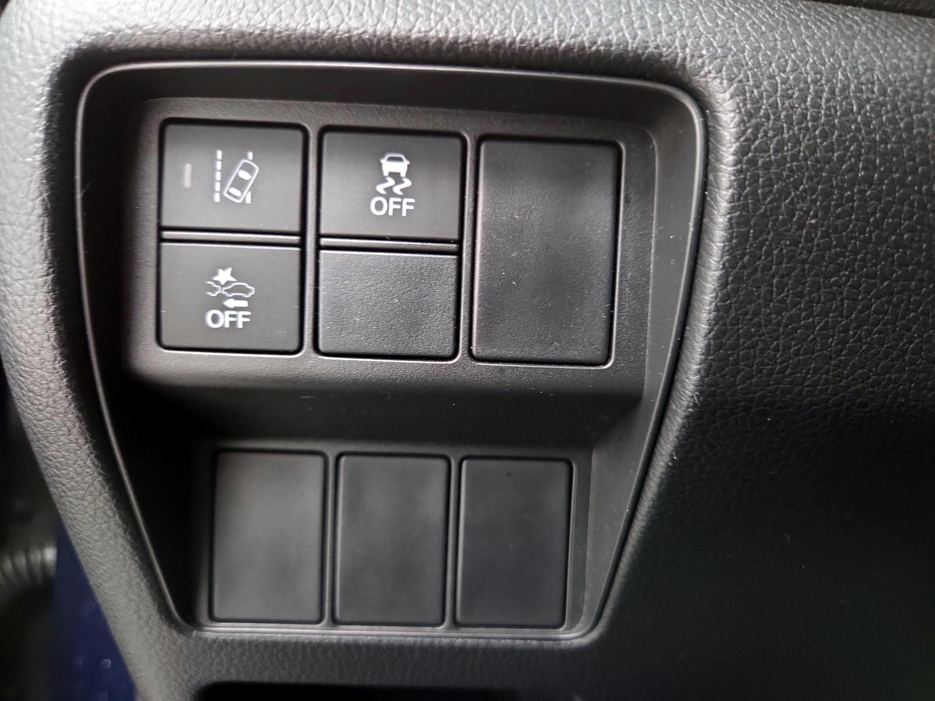 Thumbnail: 2017 Honda CR-V - 13