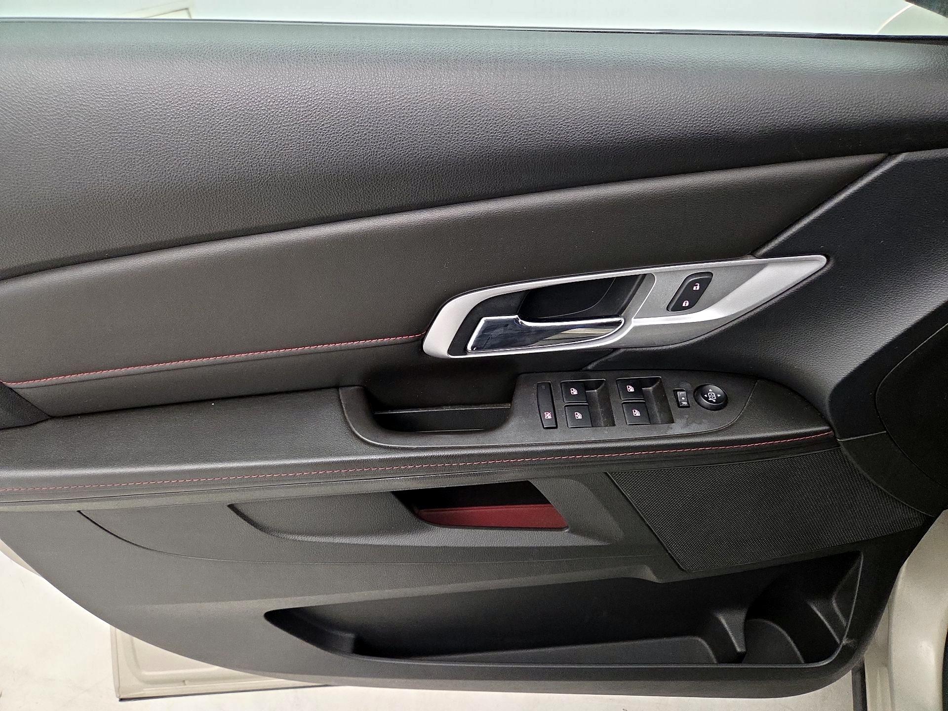 Thumbnail: 2015 GMC Terrain - 12