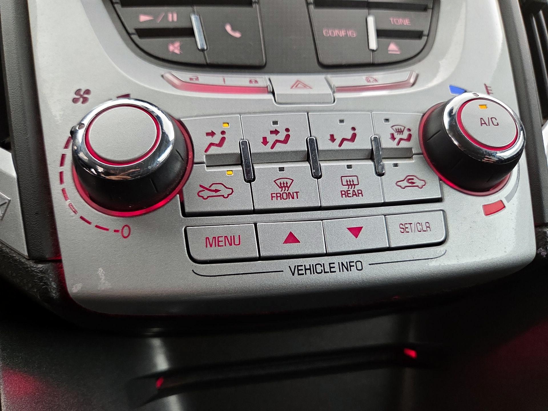 Thumbnail: 2015 GMC Terrain - 15