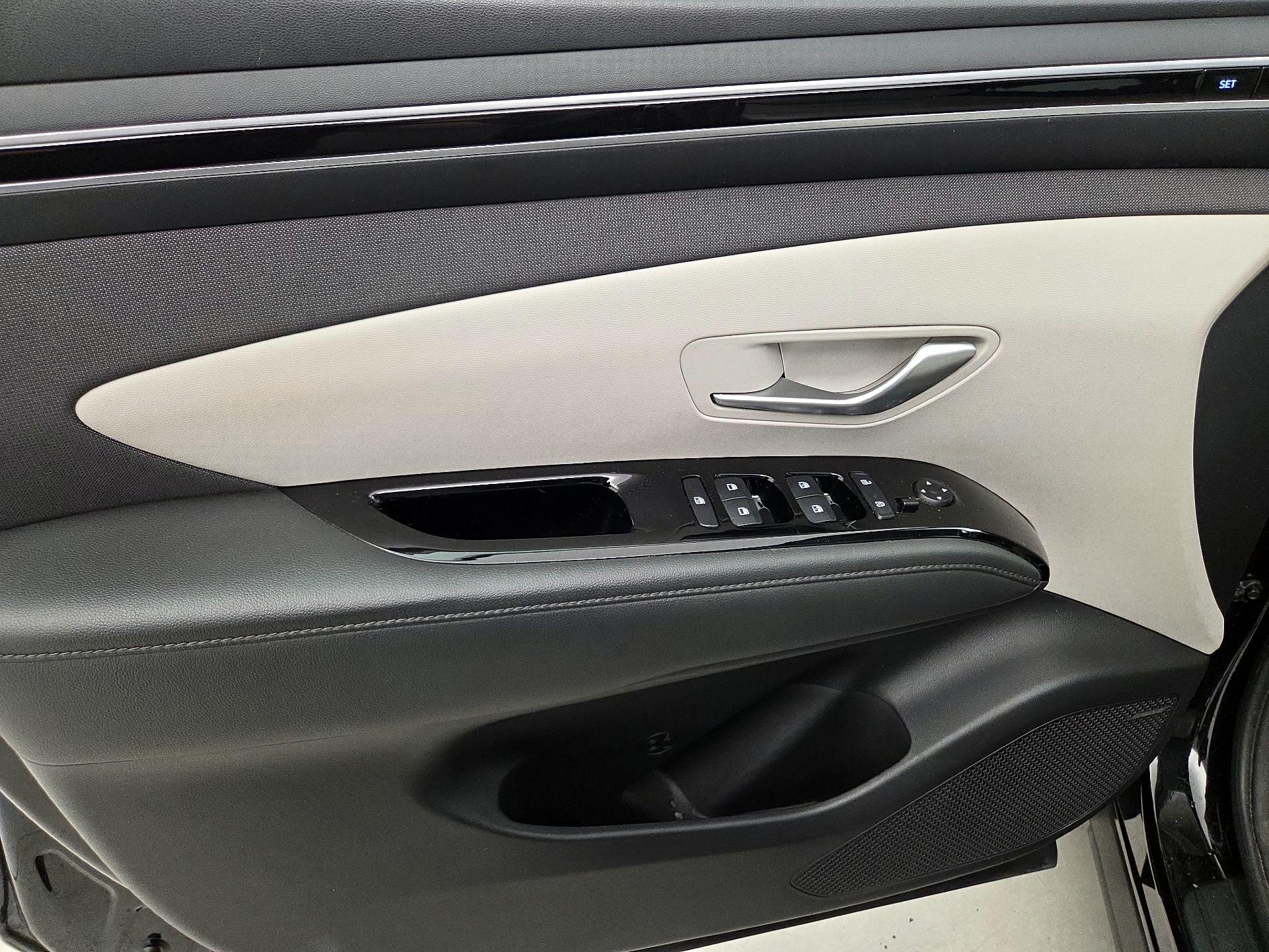 Thumbnail: 2023 Hyundai Tucson - 12