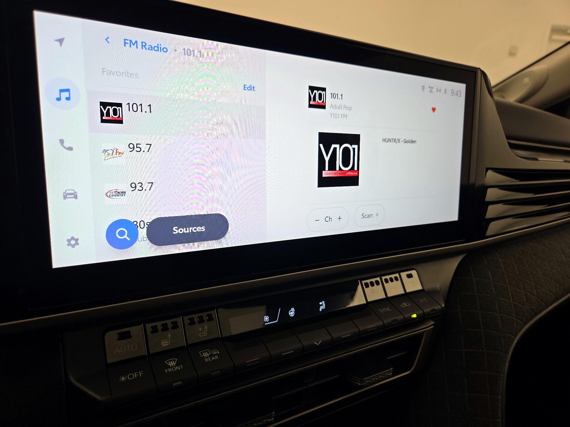 Thumbnail: 2025 Toyota Camry - 15