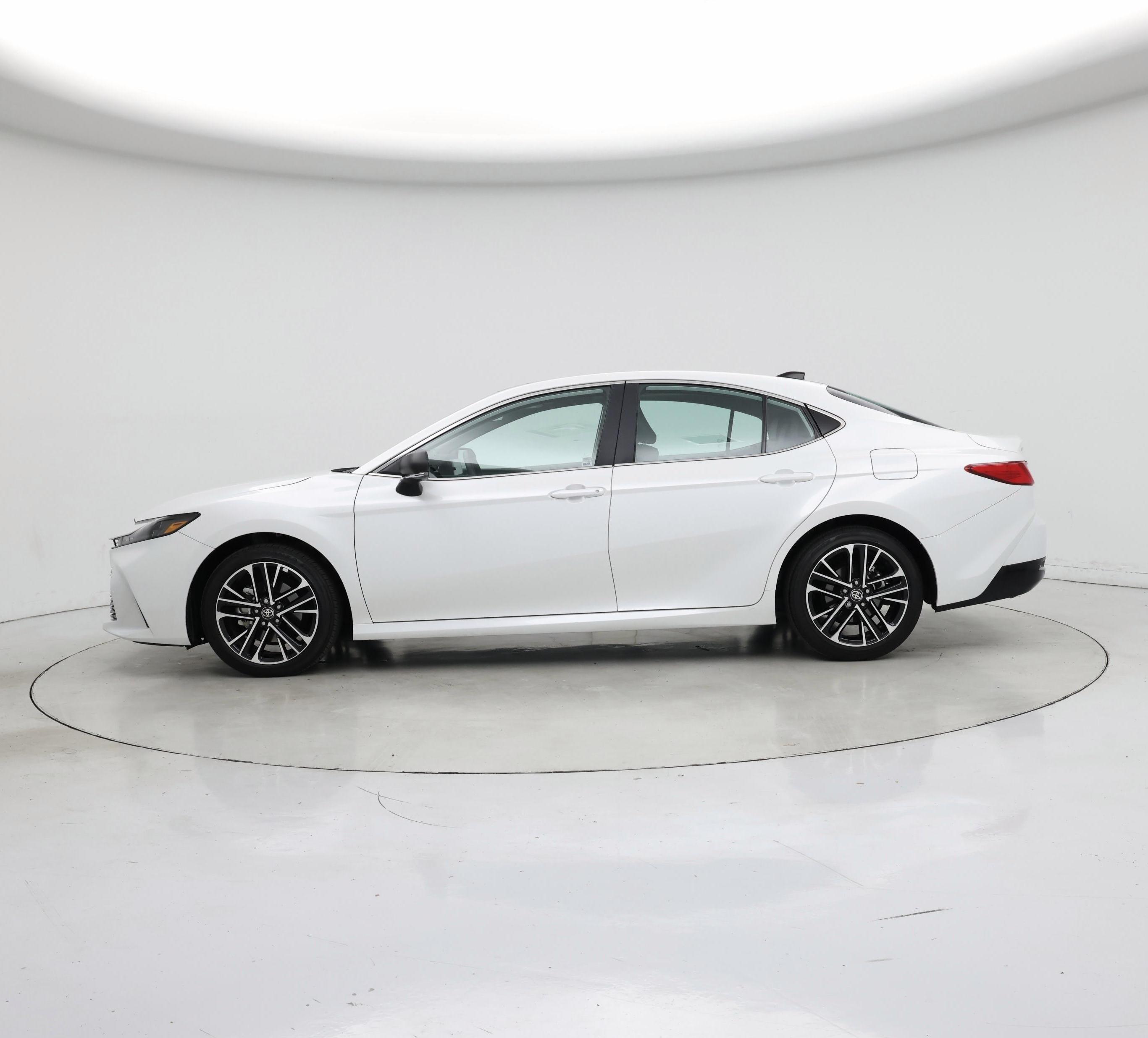 Thumbnail: 2025 Toyota Camry - 3