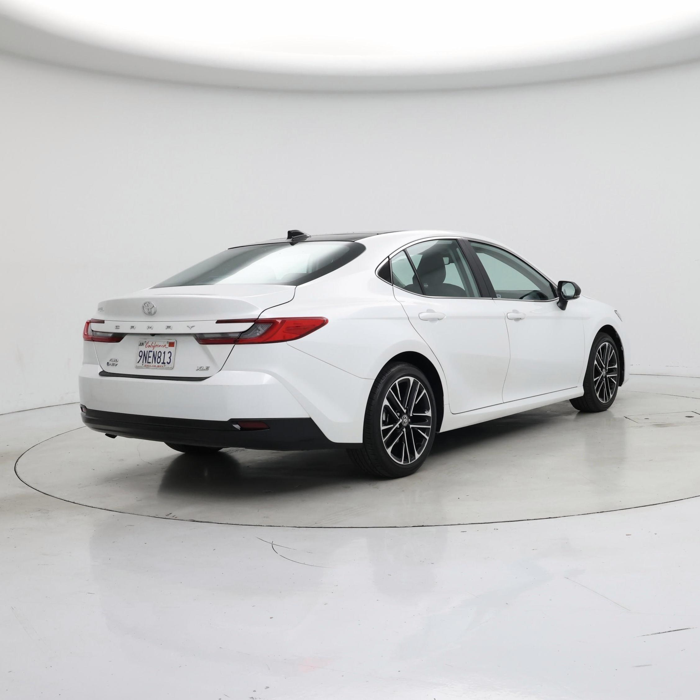 Thumbnail: 2025 Toyota Camry - 8