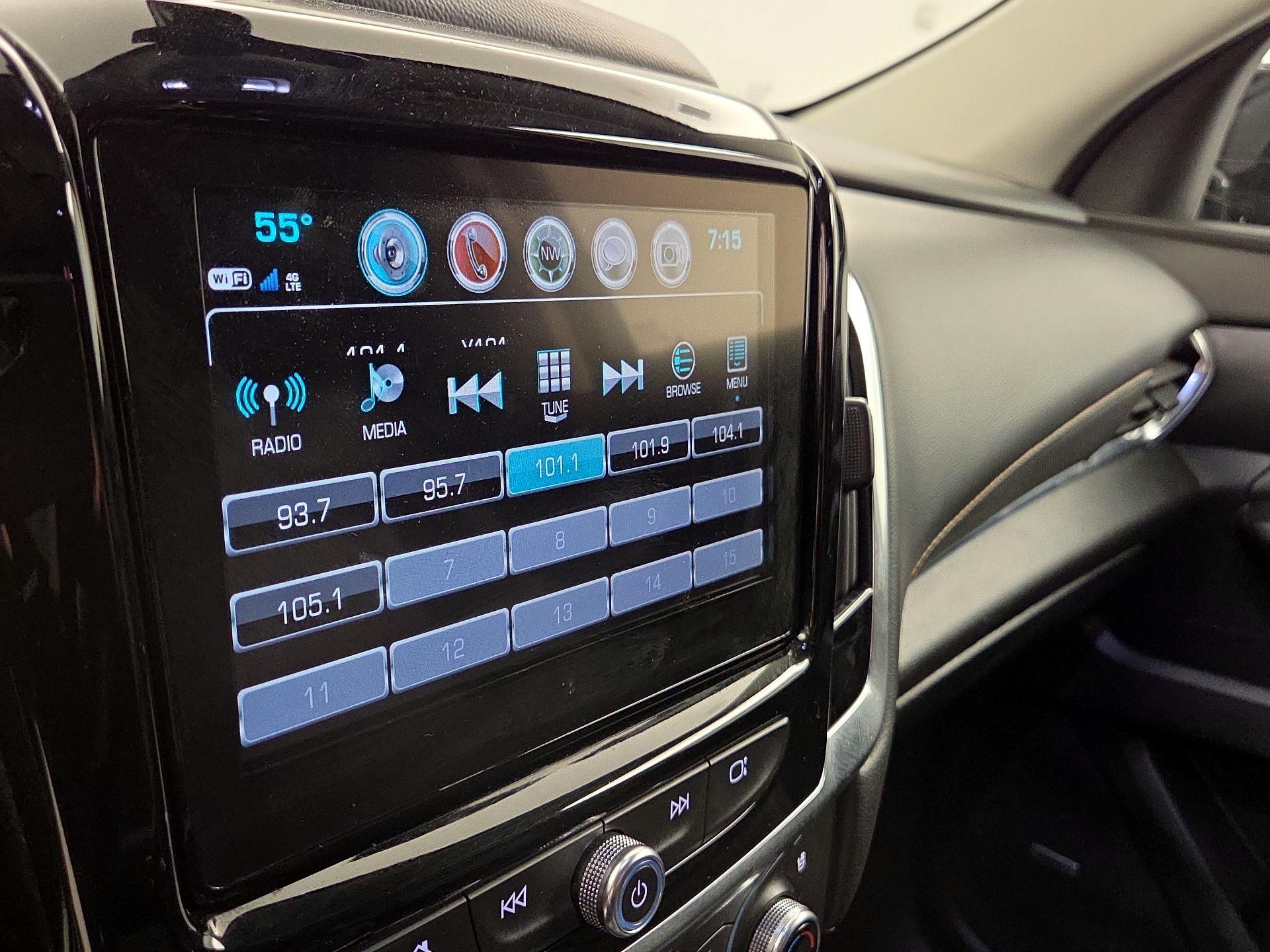 Thumbnail: 2019 Chevrolet Traverse - 16