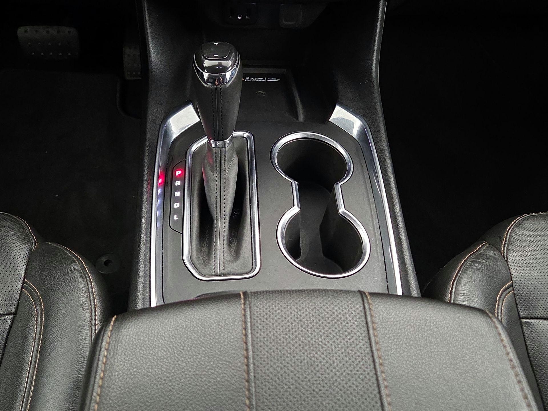 Thumbnail: 2019 Chevrolet Traverse - 18