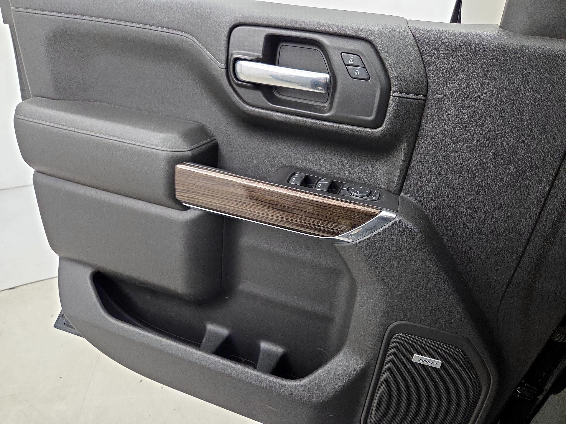 Thumbnail: 2021 Chevrolet Silverado 1500 - 12