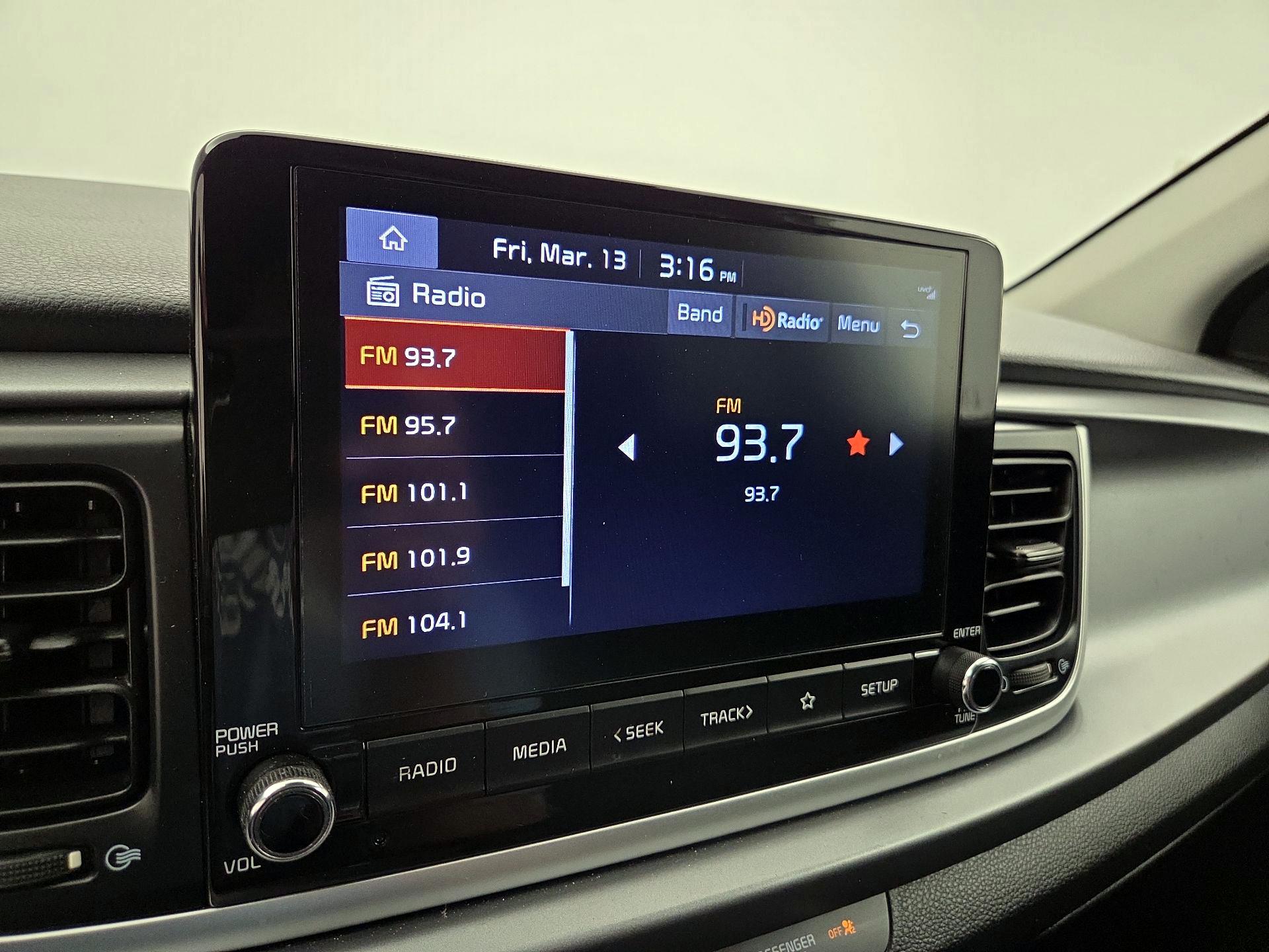 Thumbnail: 2022 Kia Rio5 - 15