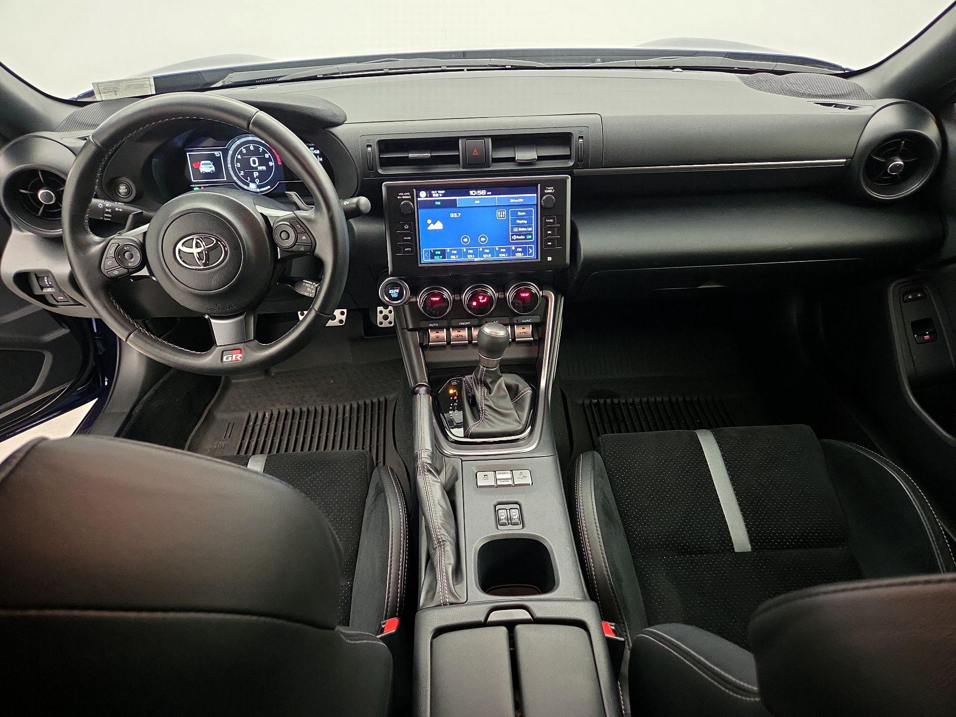 Thumbnail: 2023 Toyota GR86 - 9