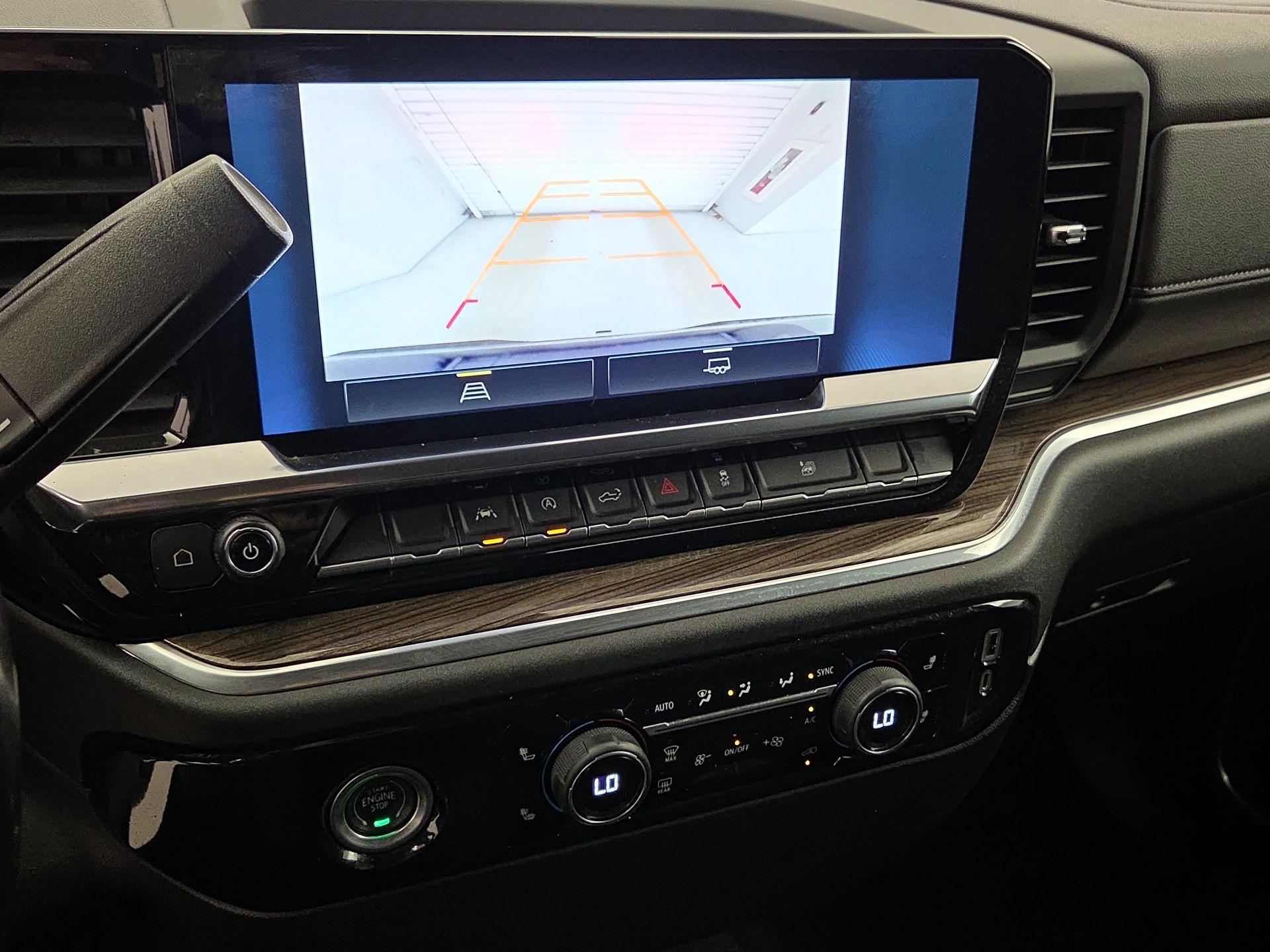 Thumbnail: 2022 Chevrolet Silverado 1500 - 15