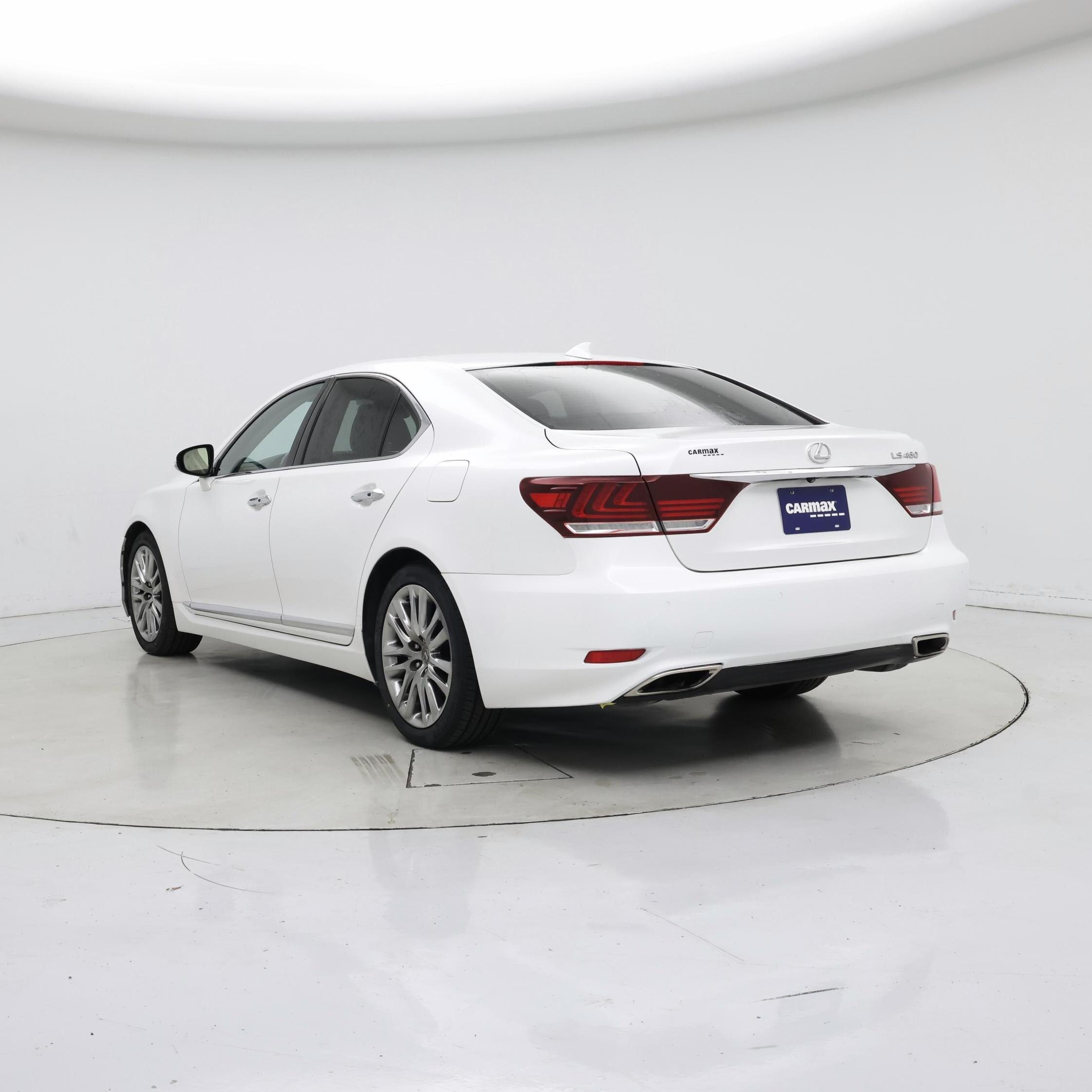 Thumbnail: 2017 Lexus LS - 2