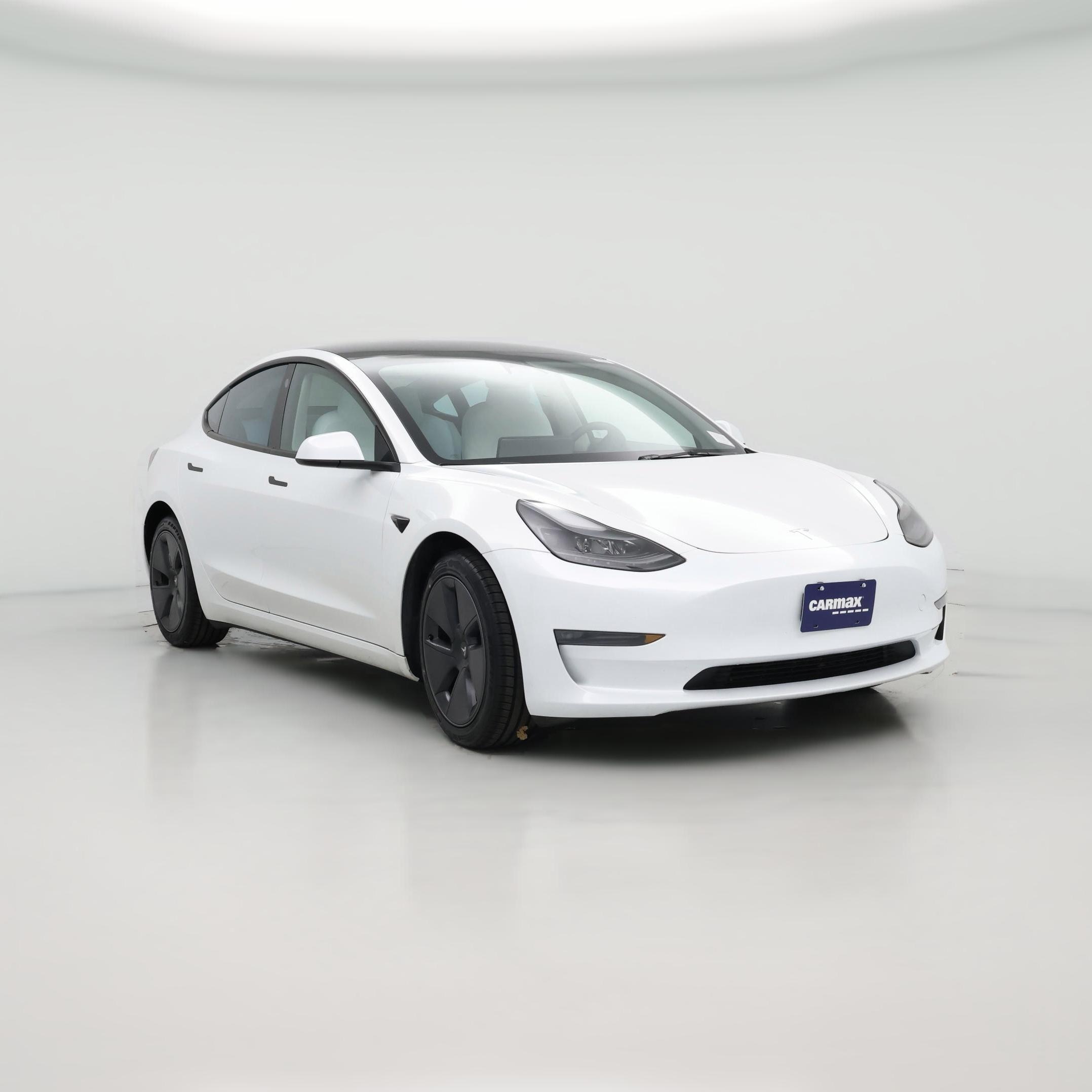 Thumbnail: 2023 Tesla Model 3 - 1