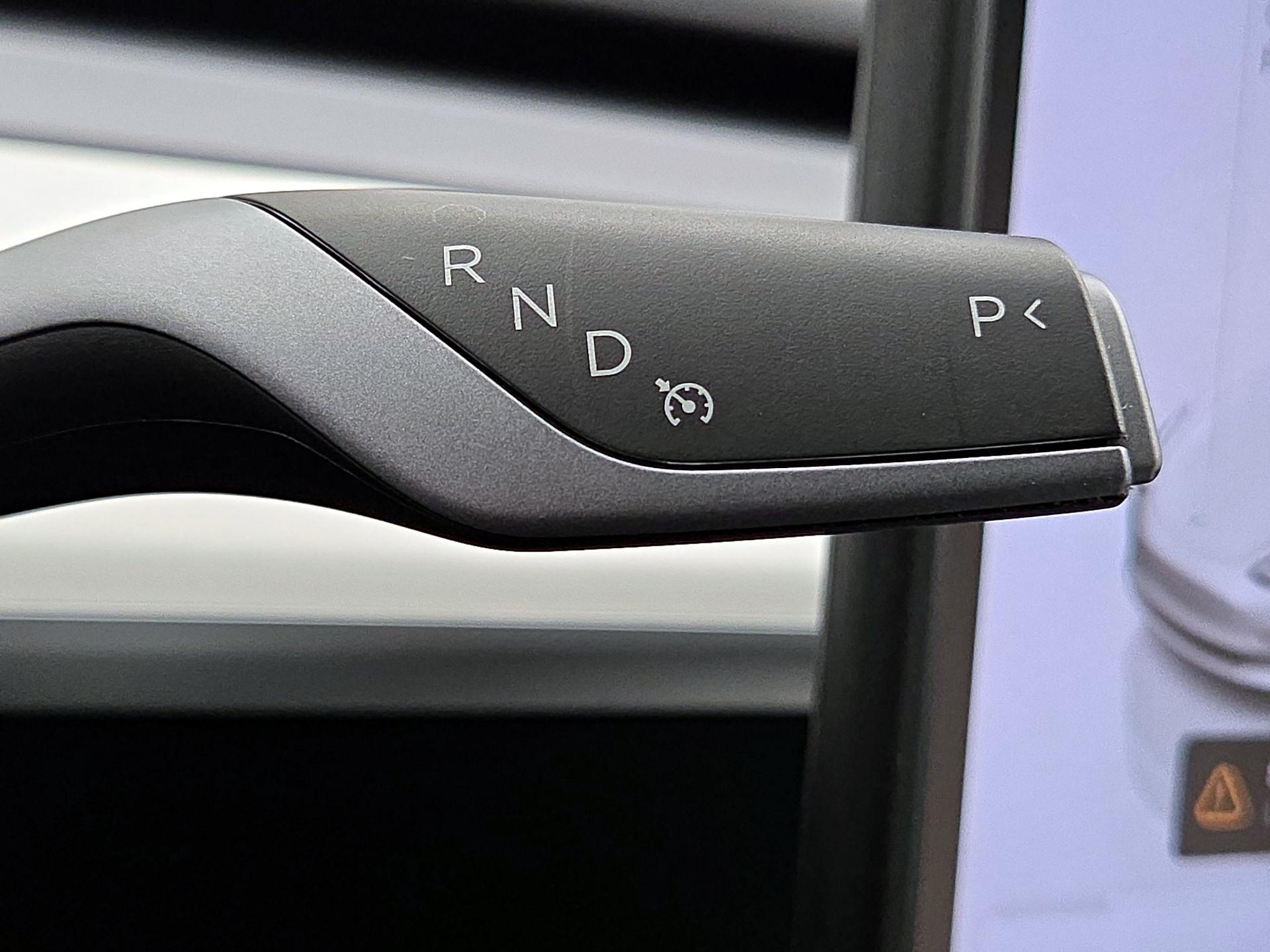 Thumbnail: 2023 Tesla Model 3 - 17