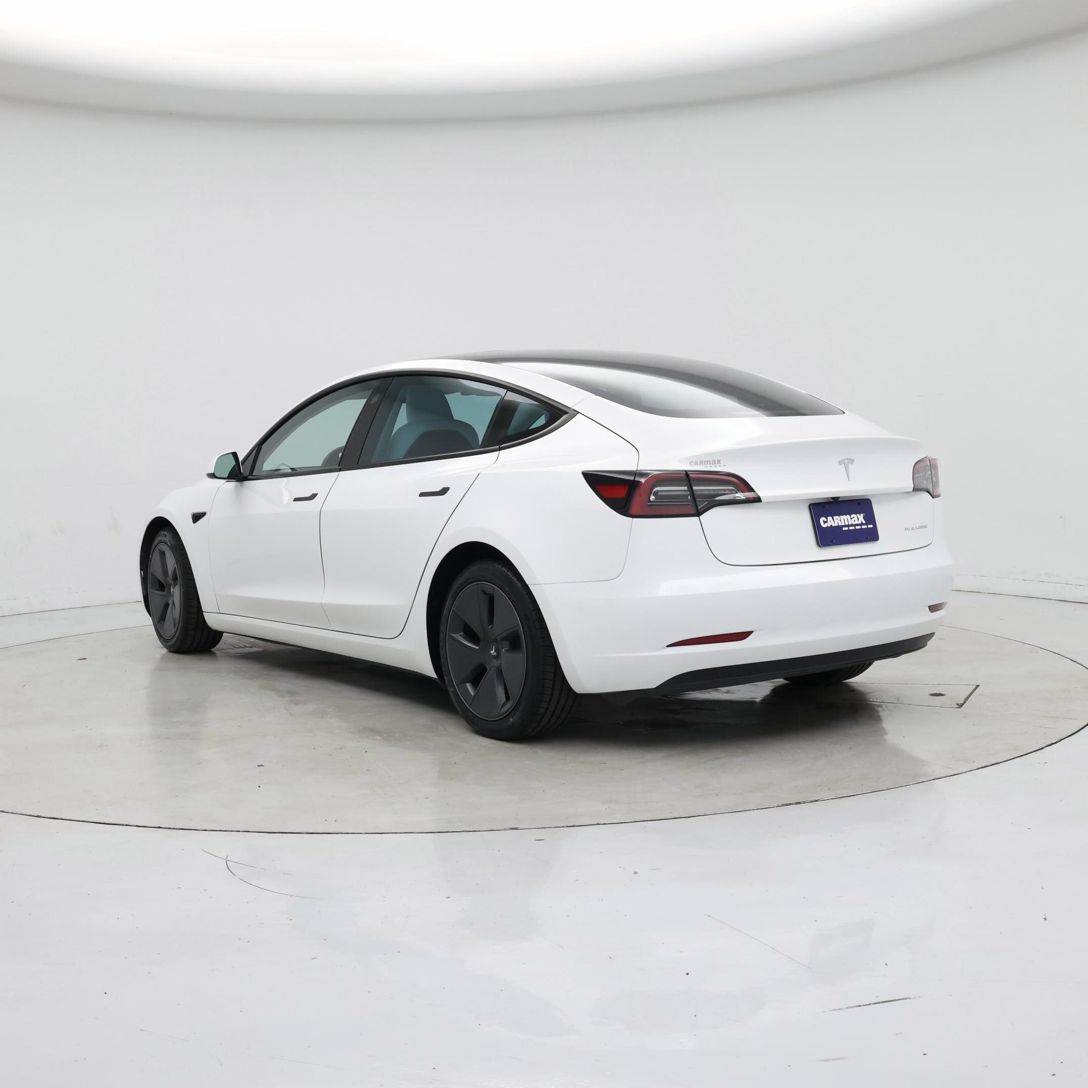 Thumbnail: 2023 Tesla Model 3 - 2