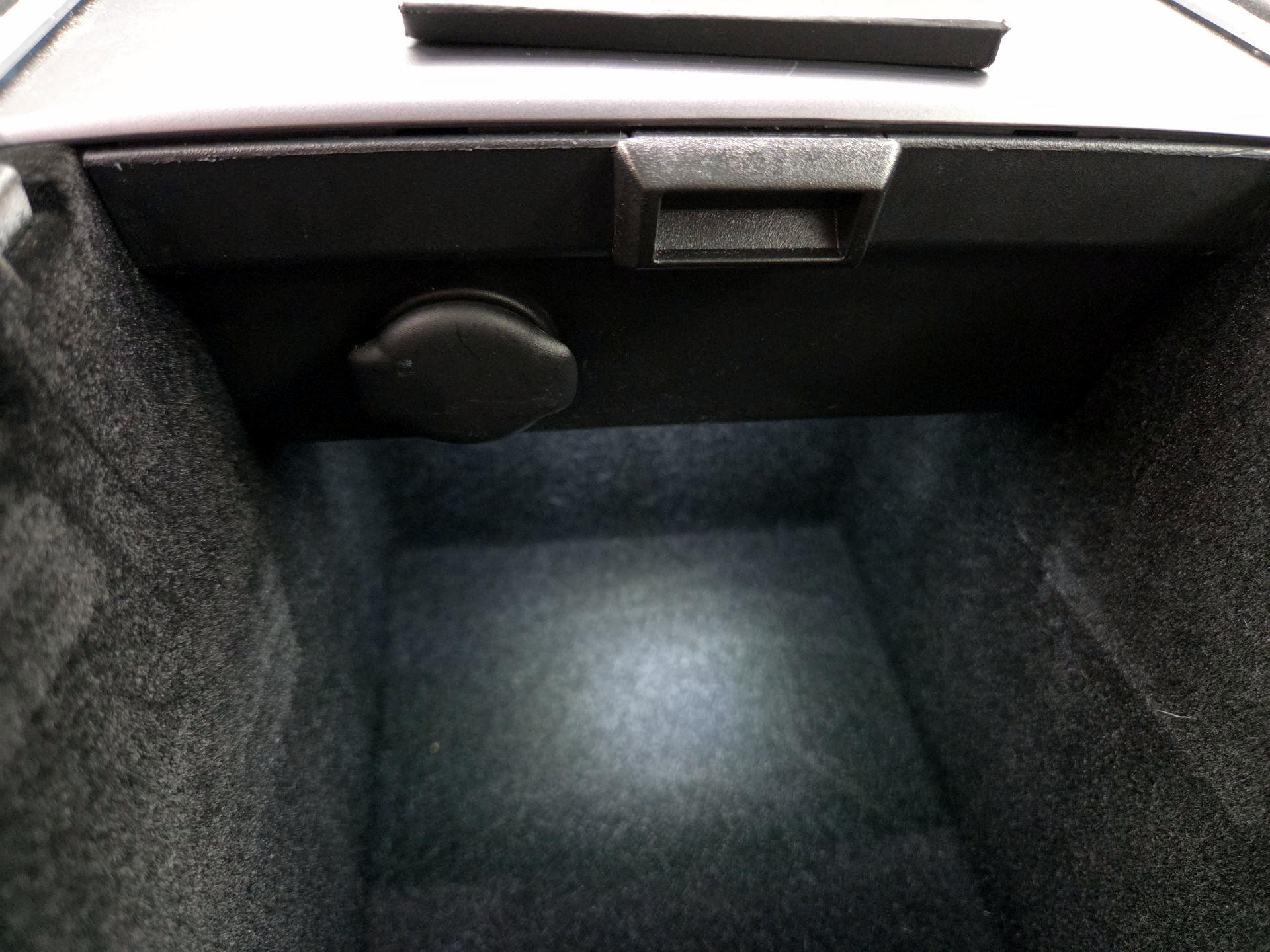 Thumbnail: 2022 Tesla Model 3 - 18