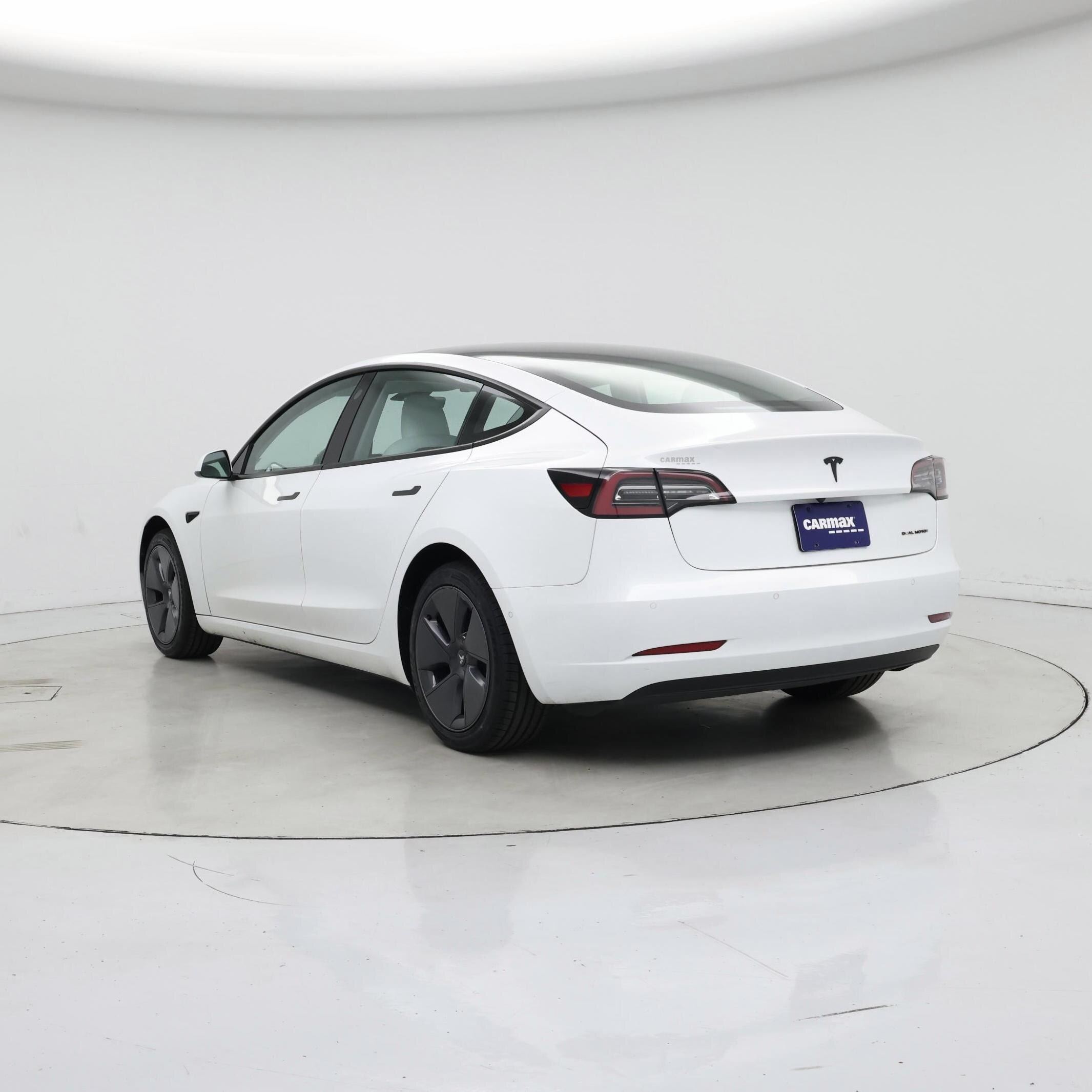 Thumbnail: 2022 Tesla Model 3 - 2