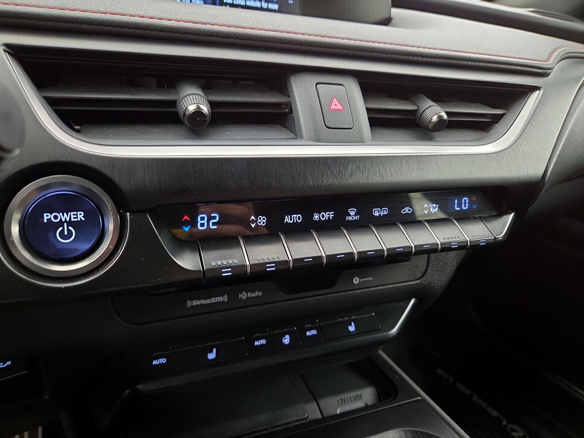 Thumbnail: 2019 Lexus UX - 16