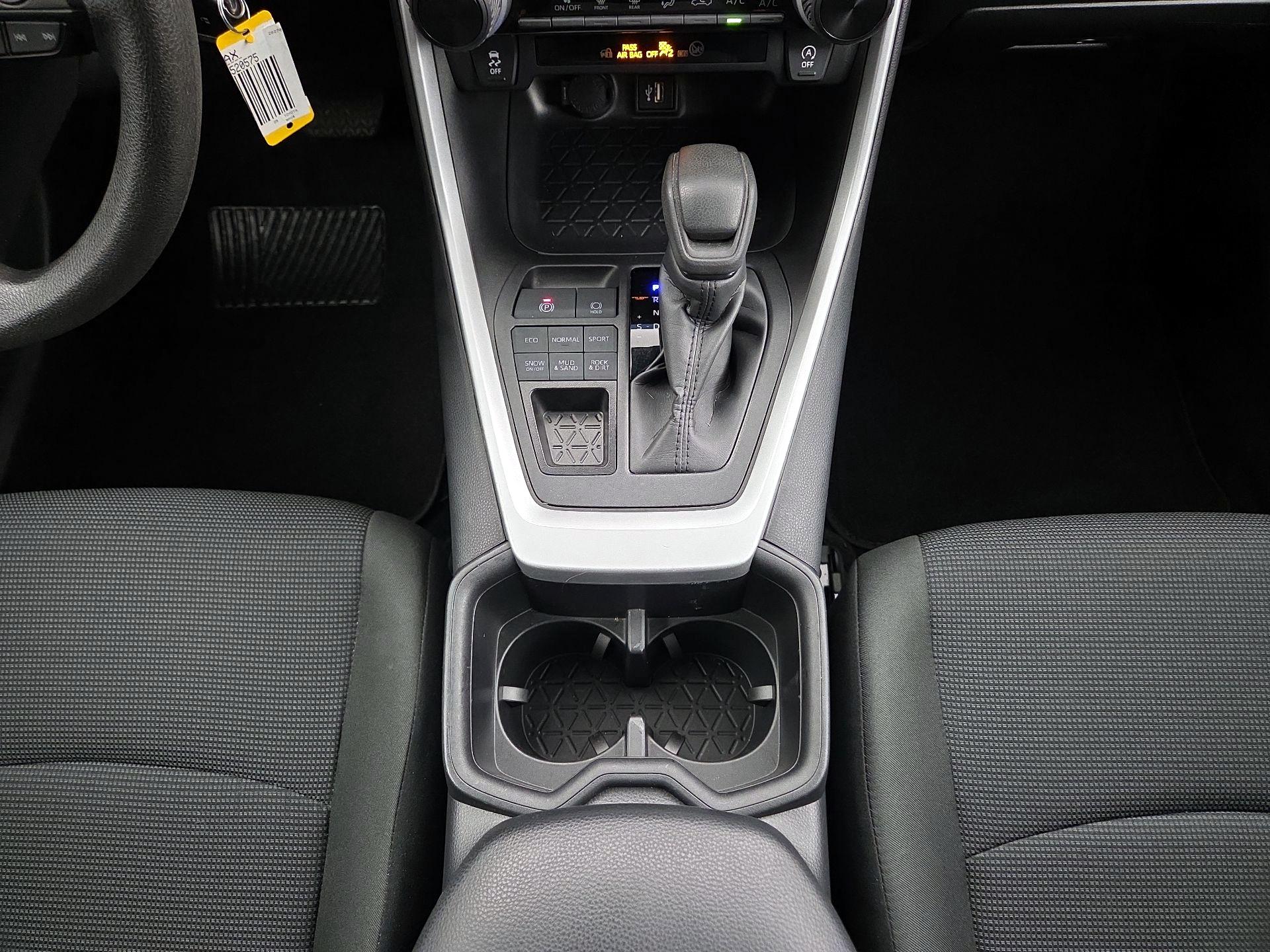 Thumbnail: 2025 Toyota RAV4 - 17