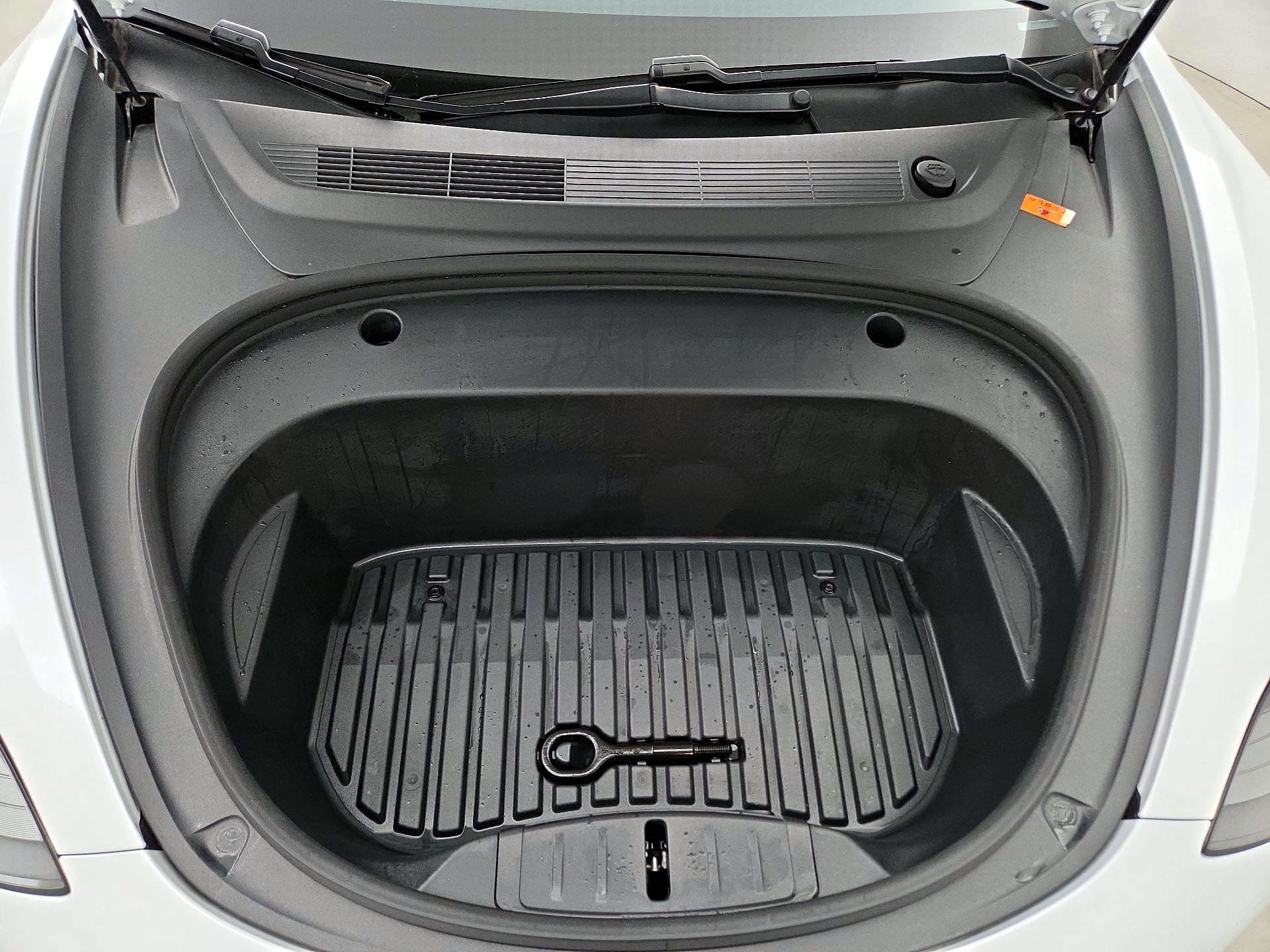 Thumbnail: 2021 Tesla Model 3 - 20