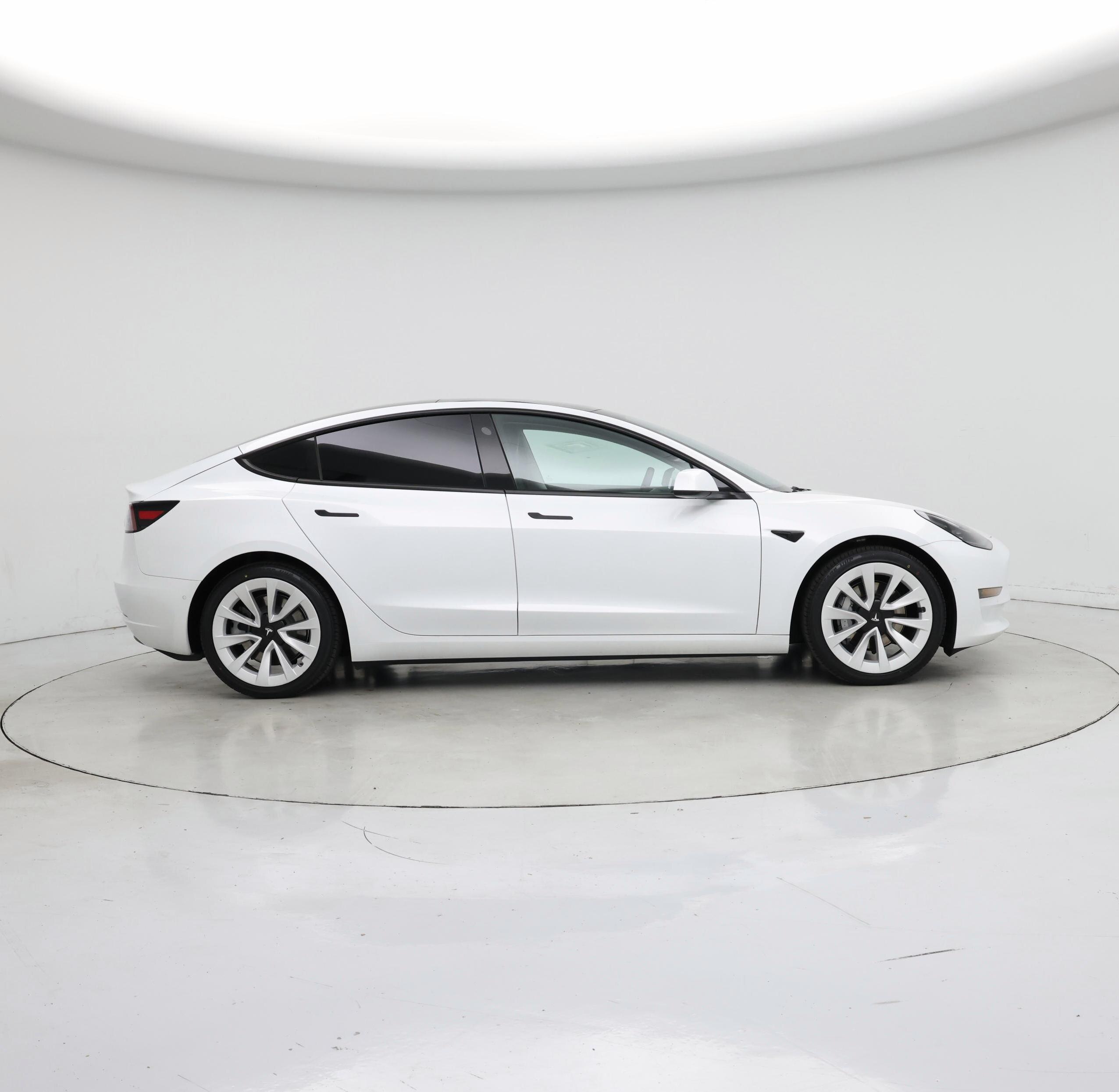 Thumbnail: 2021 Tesla Model 3 - 7