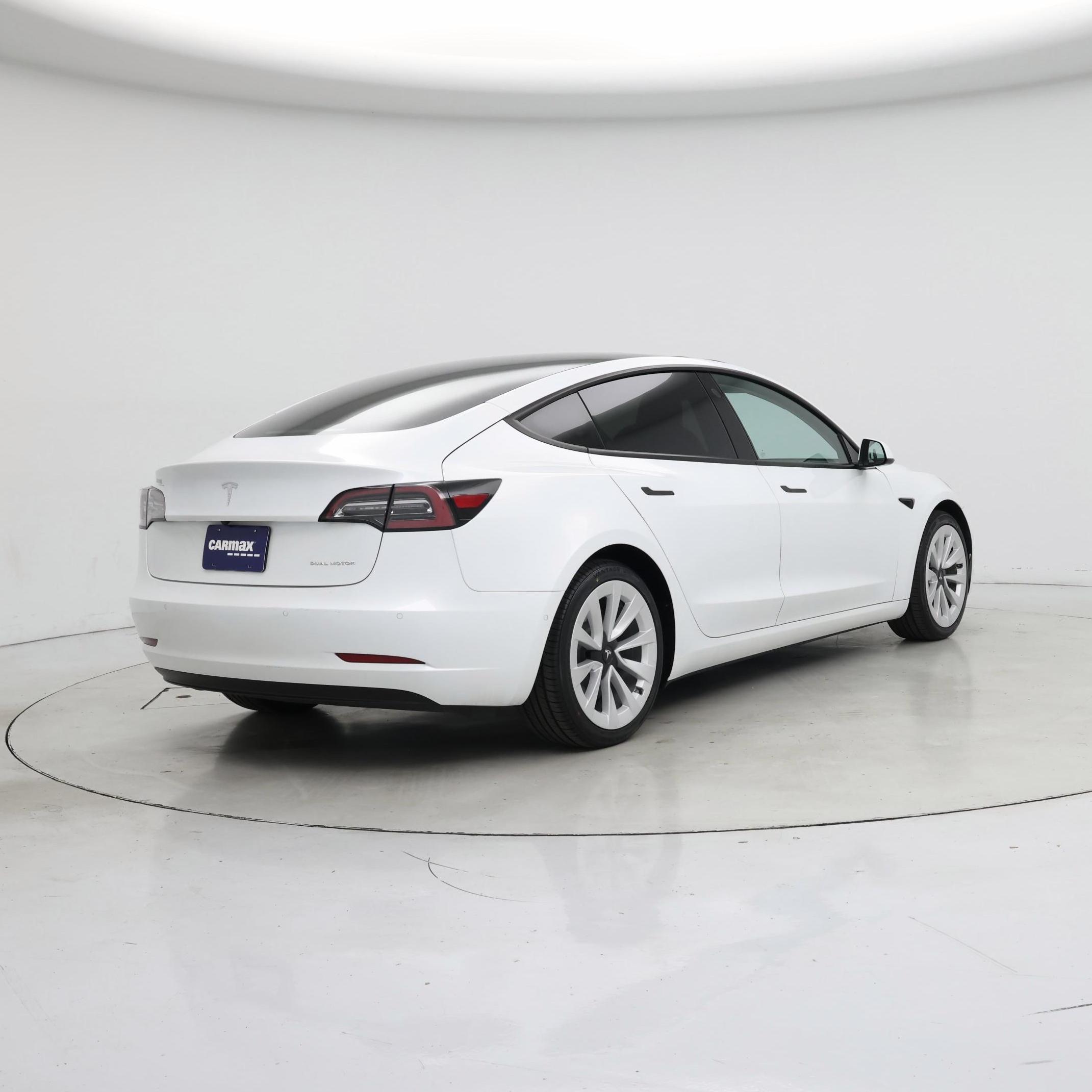 Thumbnail: 2021 Tesla Model 3 - 8