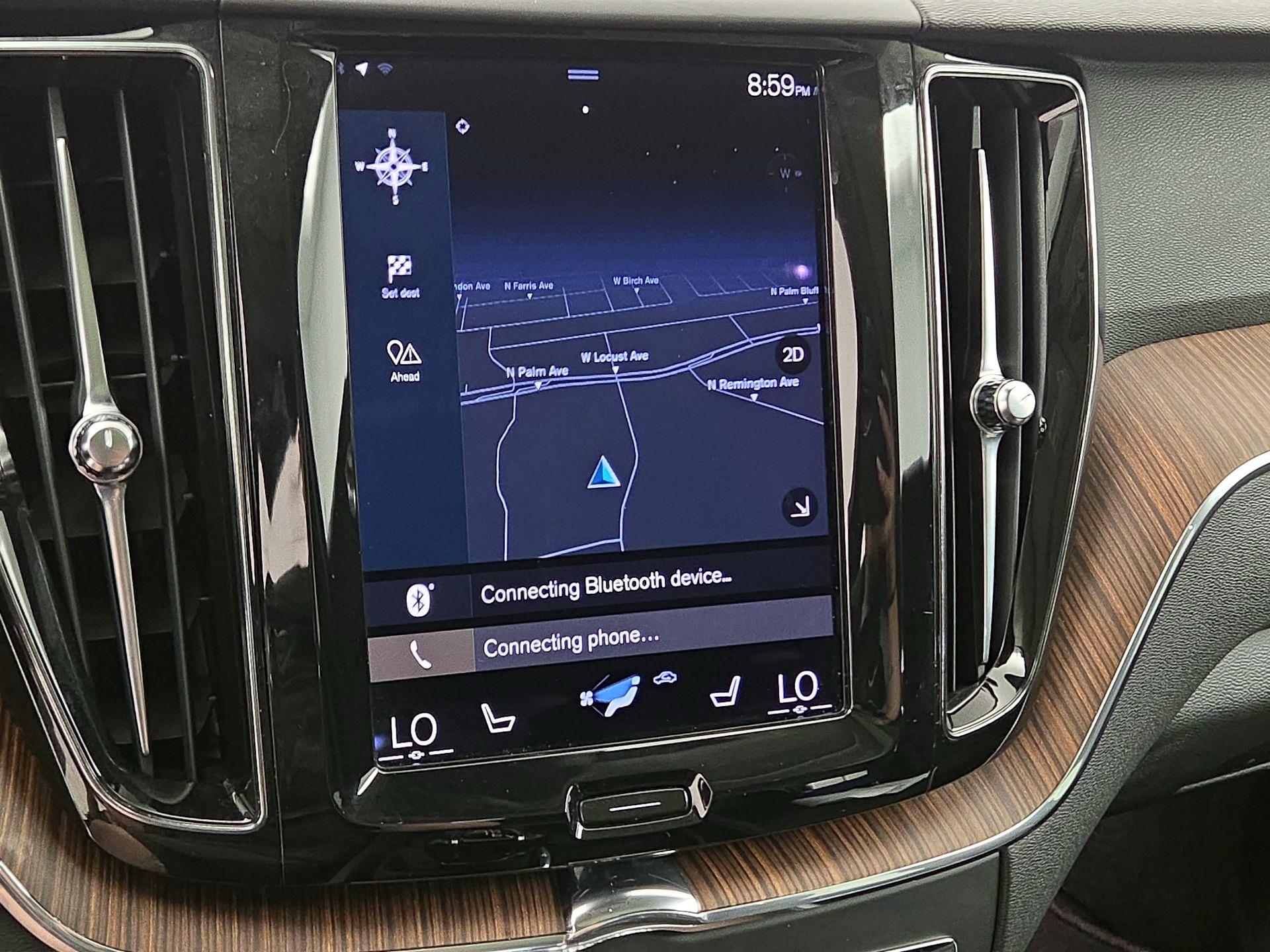 Thumbnail: 2021 Volvo XC60 - 14