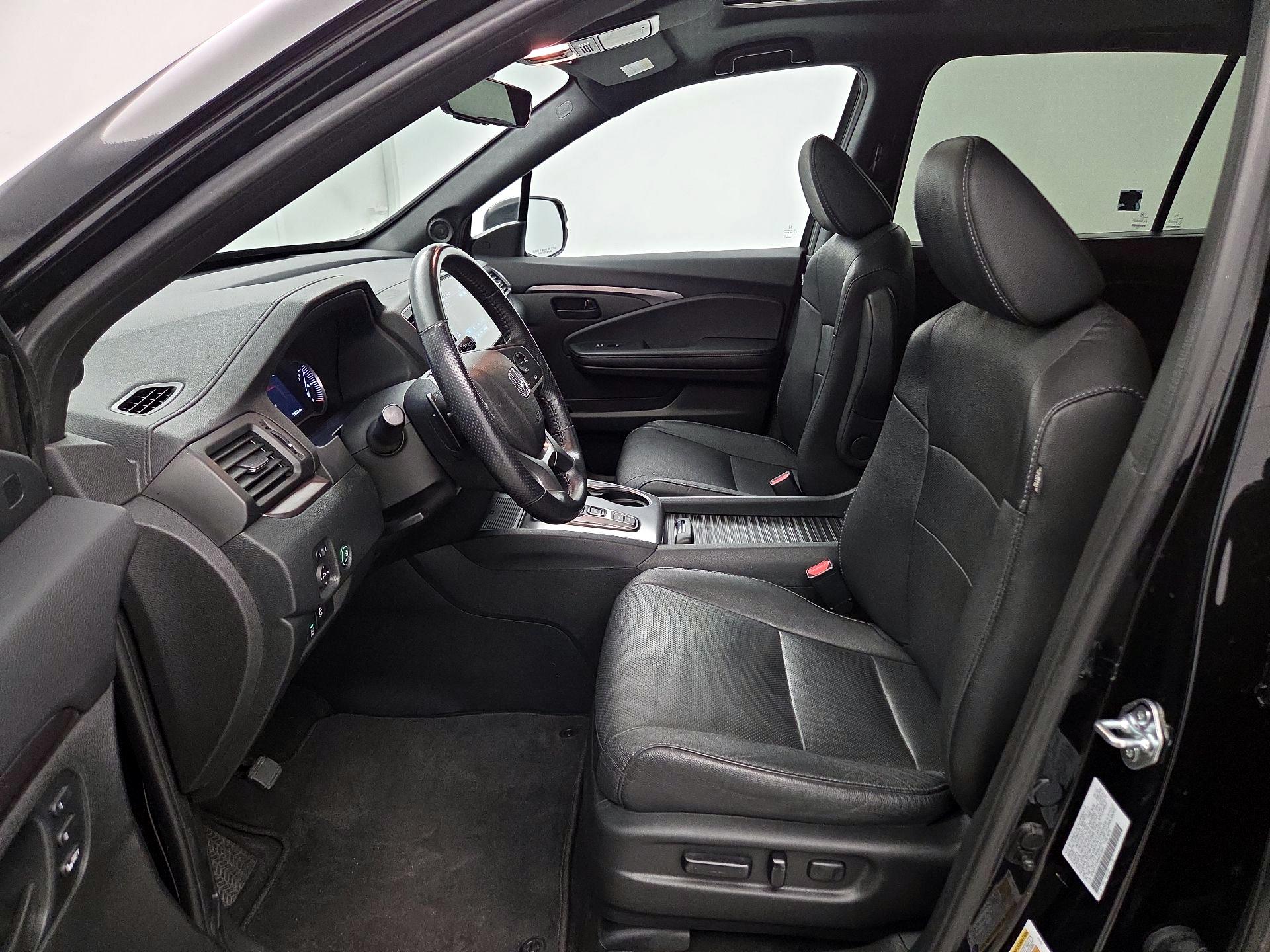 Thumbnail: 2022 Honda Passport - 11