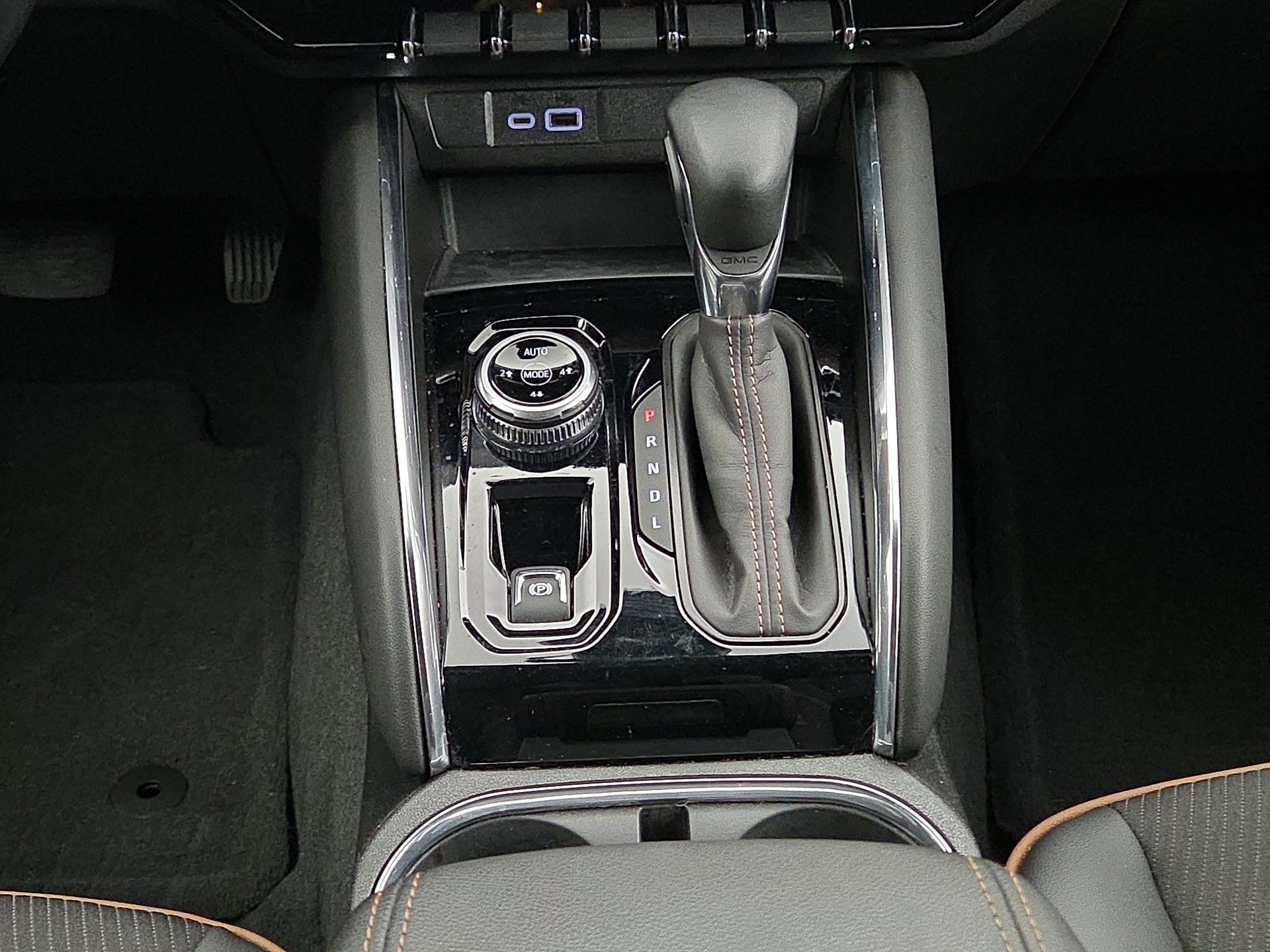 Thumbnail: 2024 GMC Canyon - 17