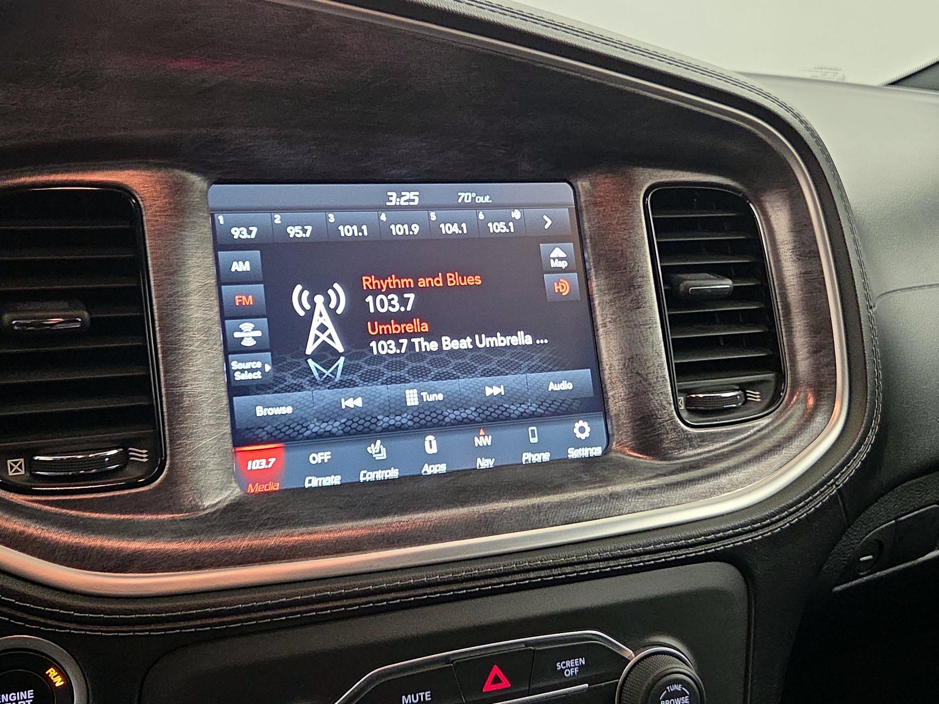 Thumbnail: 2021 Dodge Charger - 16