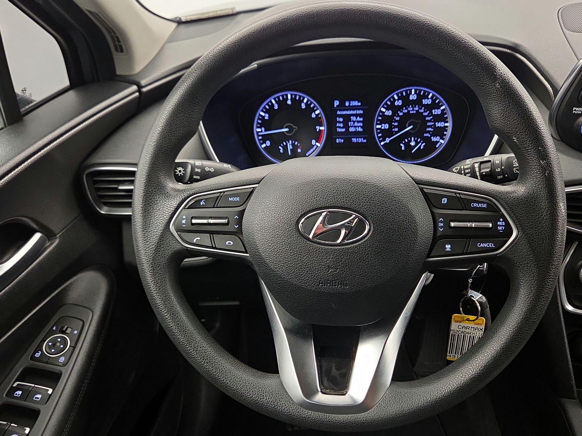 Thumbnail: 2019 Hyundai Santa Fe - 10