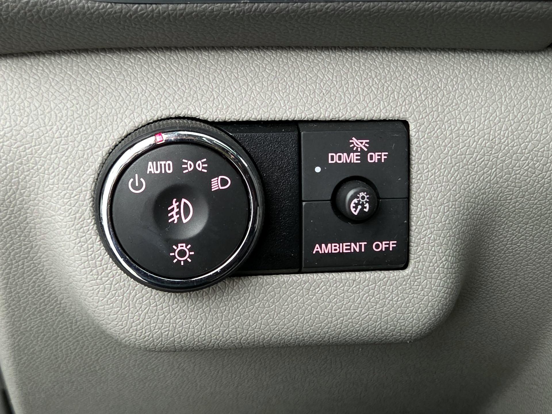 Thumbnail: 2016 GMC Acadia - 13