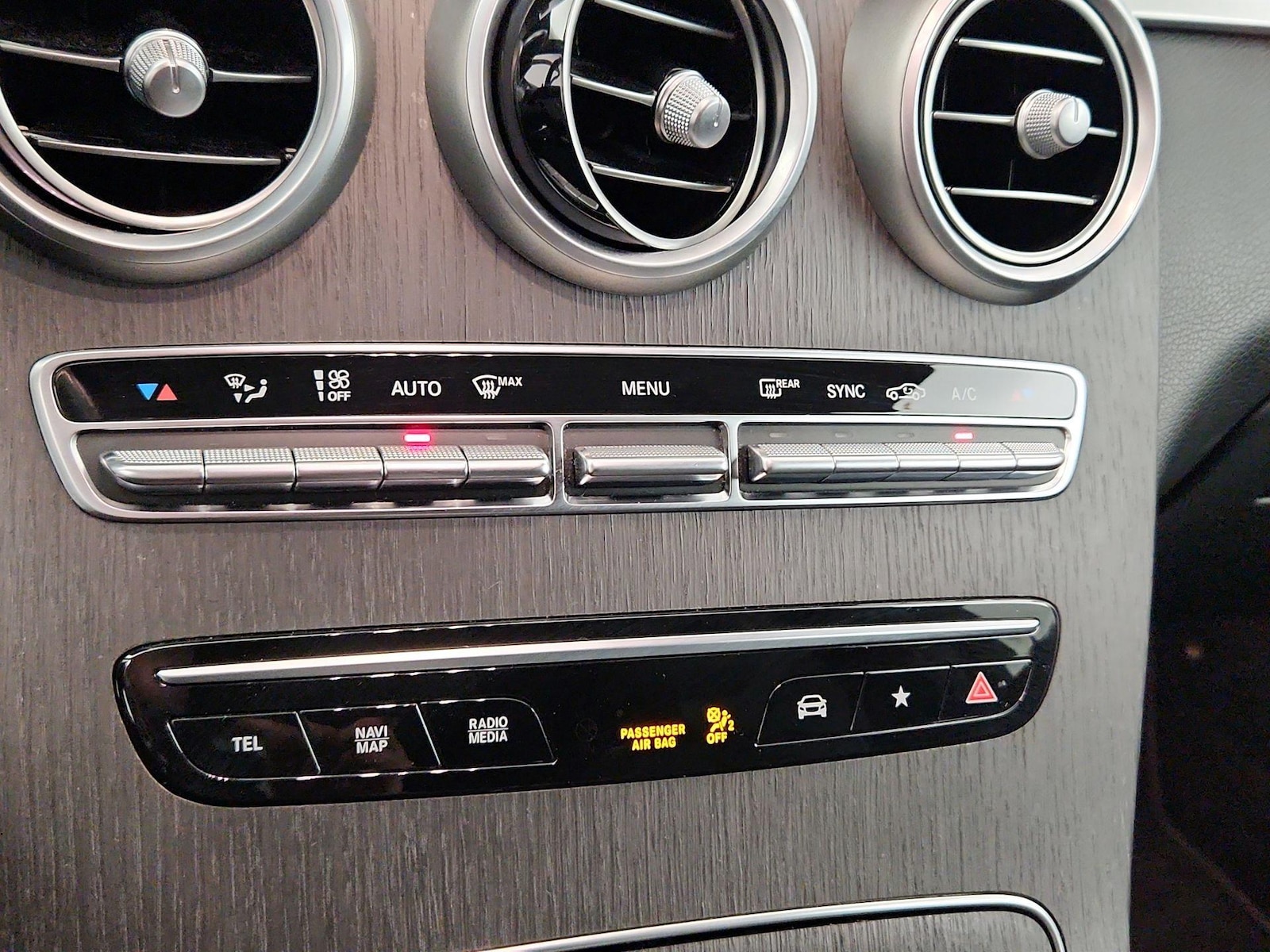 2020 Mercedes-Benz GLC GLC300 - Photo 17