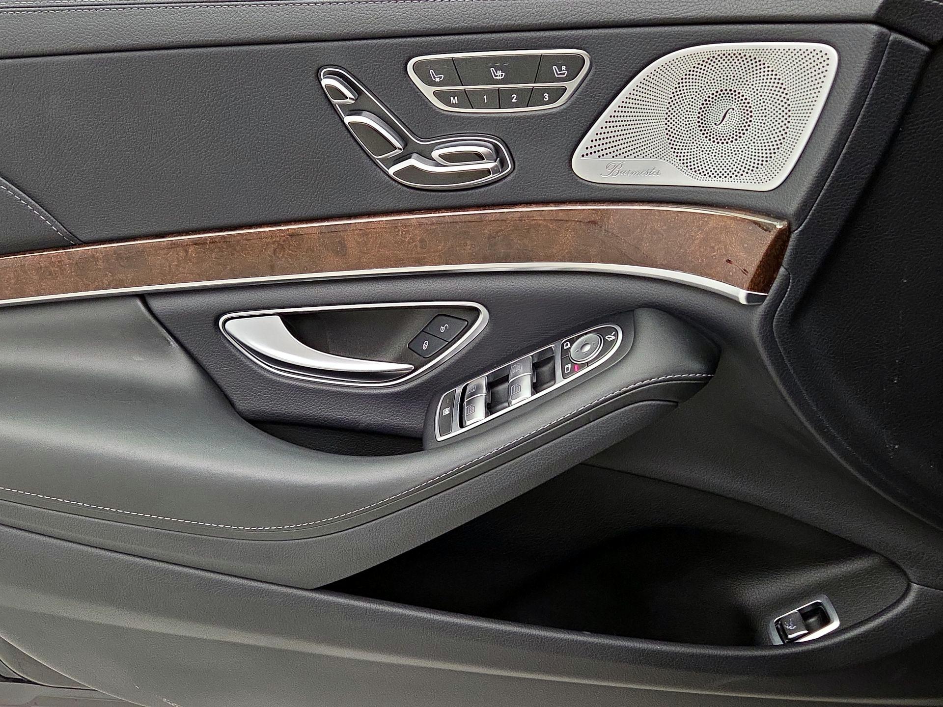 Thumbnail: 2018 Mercedes-Benz S-Class - 12