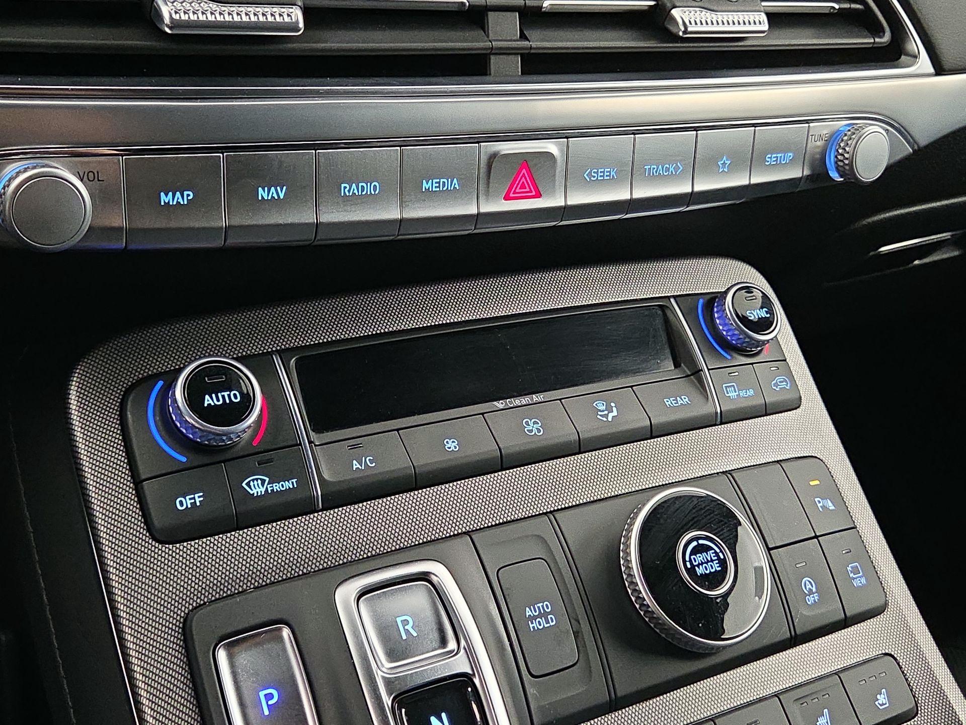 Thumbnail: 2022 Hyundai Palisade - 16