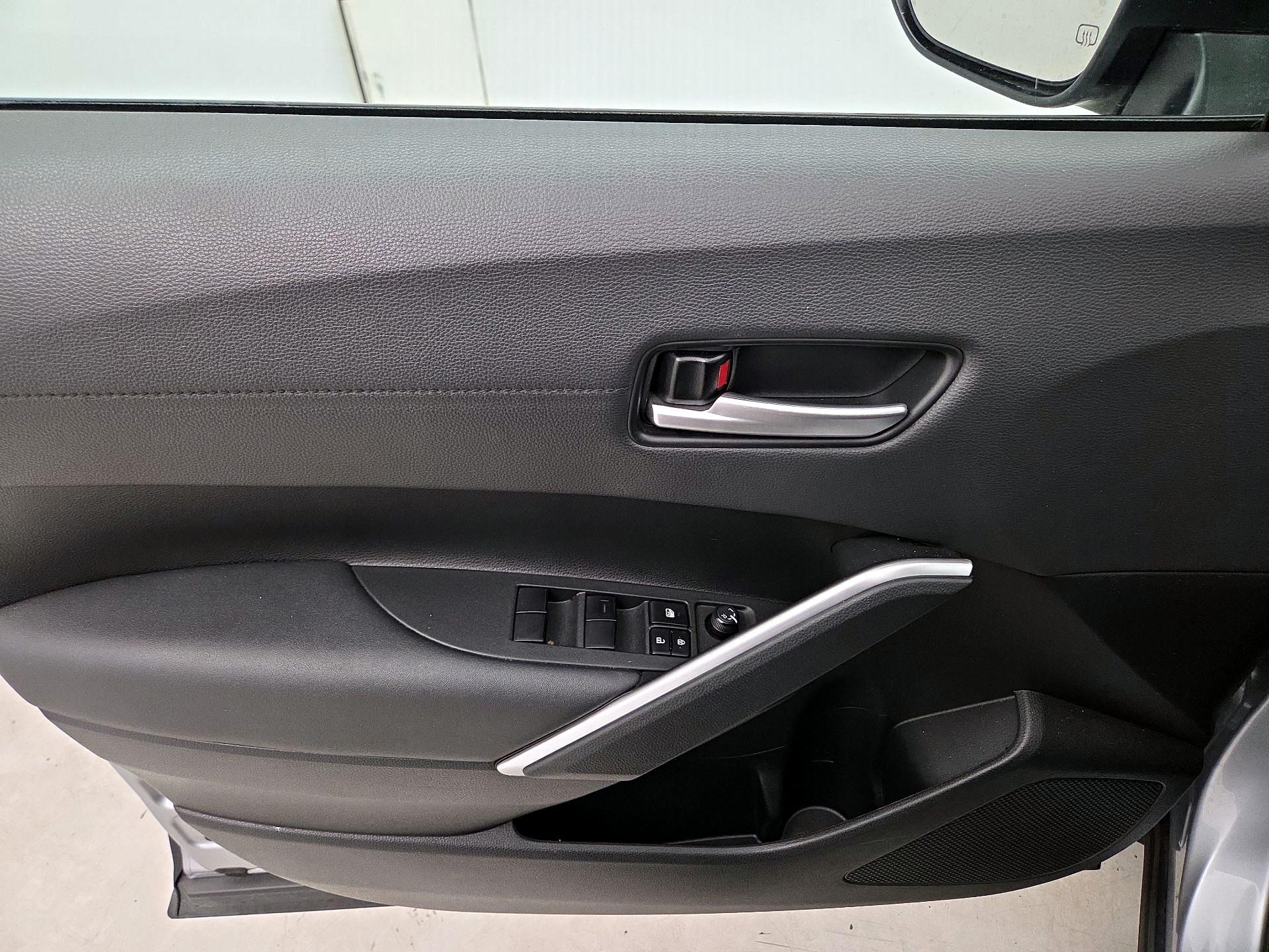 Thumbnail: 2023 Toyota Corolla Cross - 12