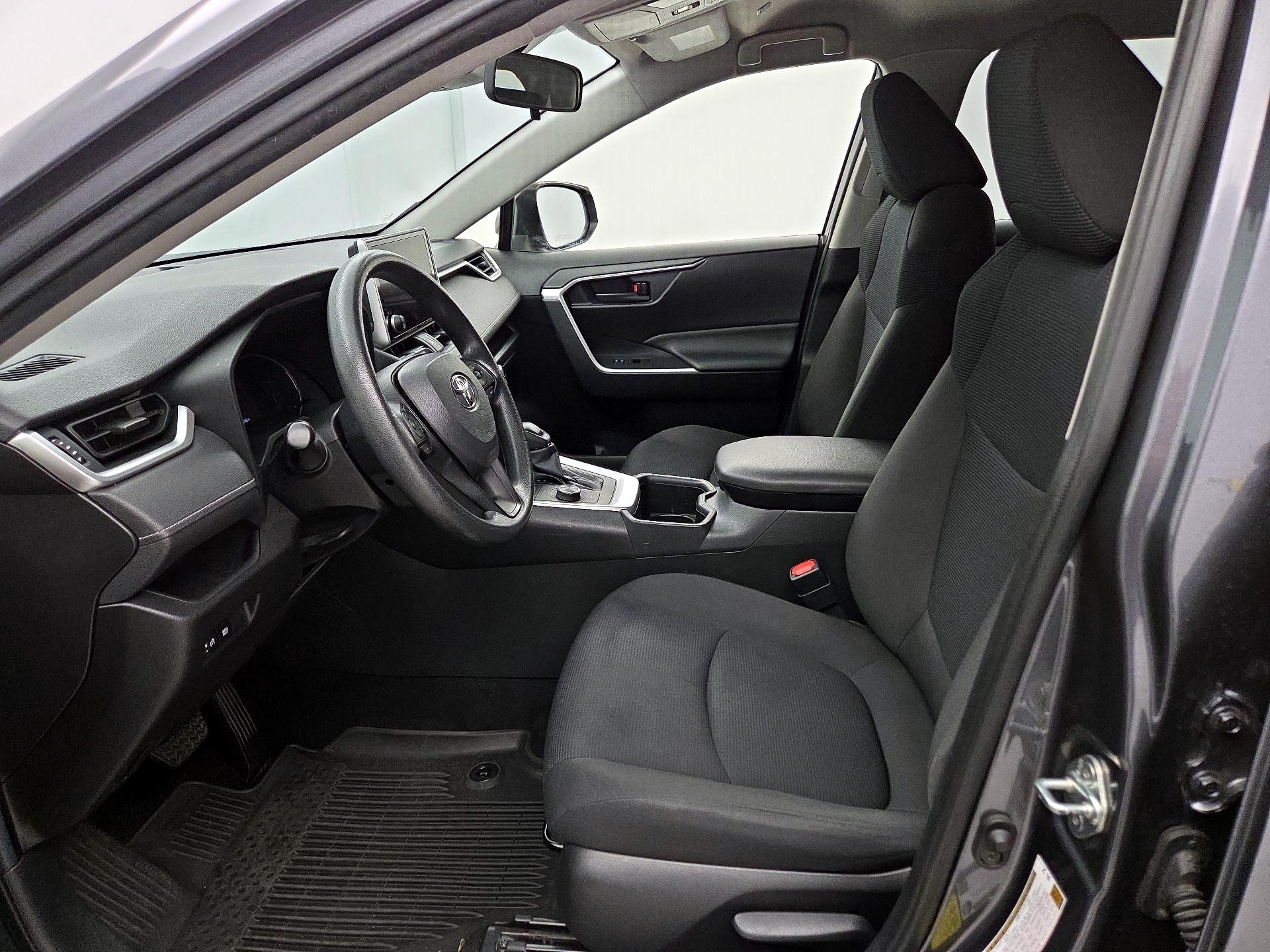 Thumbnail: 2023 Toyota RAV4 - 11