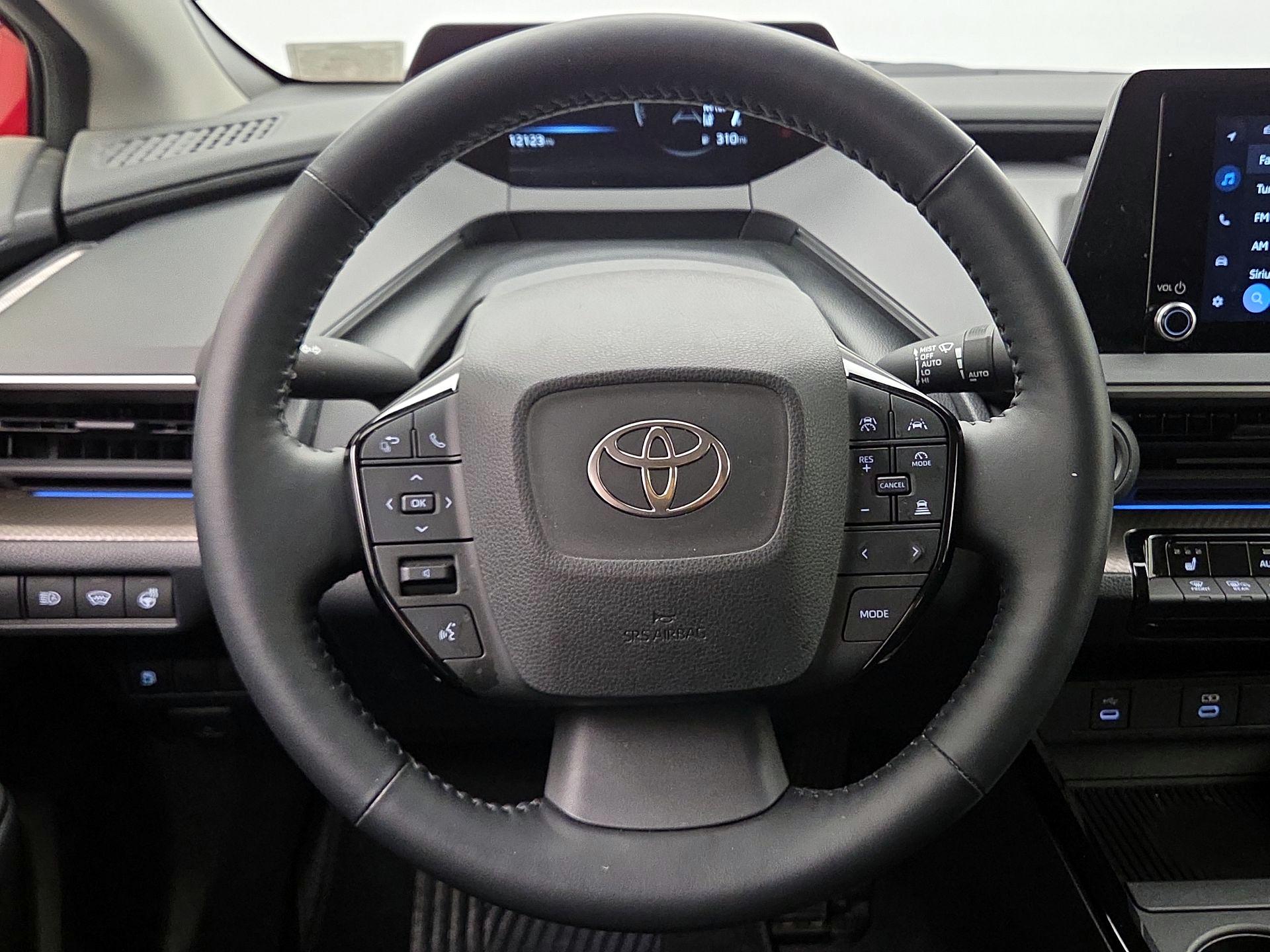 Thumbnail: 2024 Toyota Prius - 10