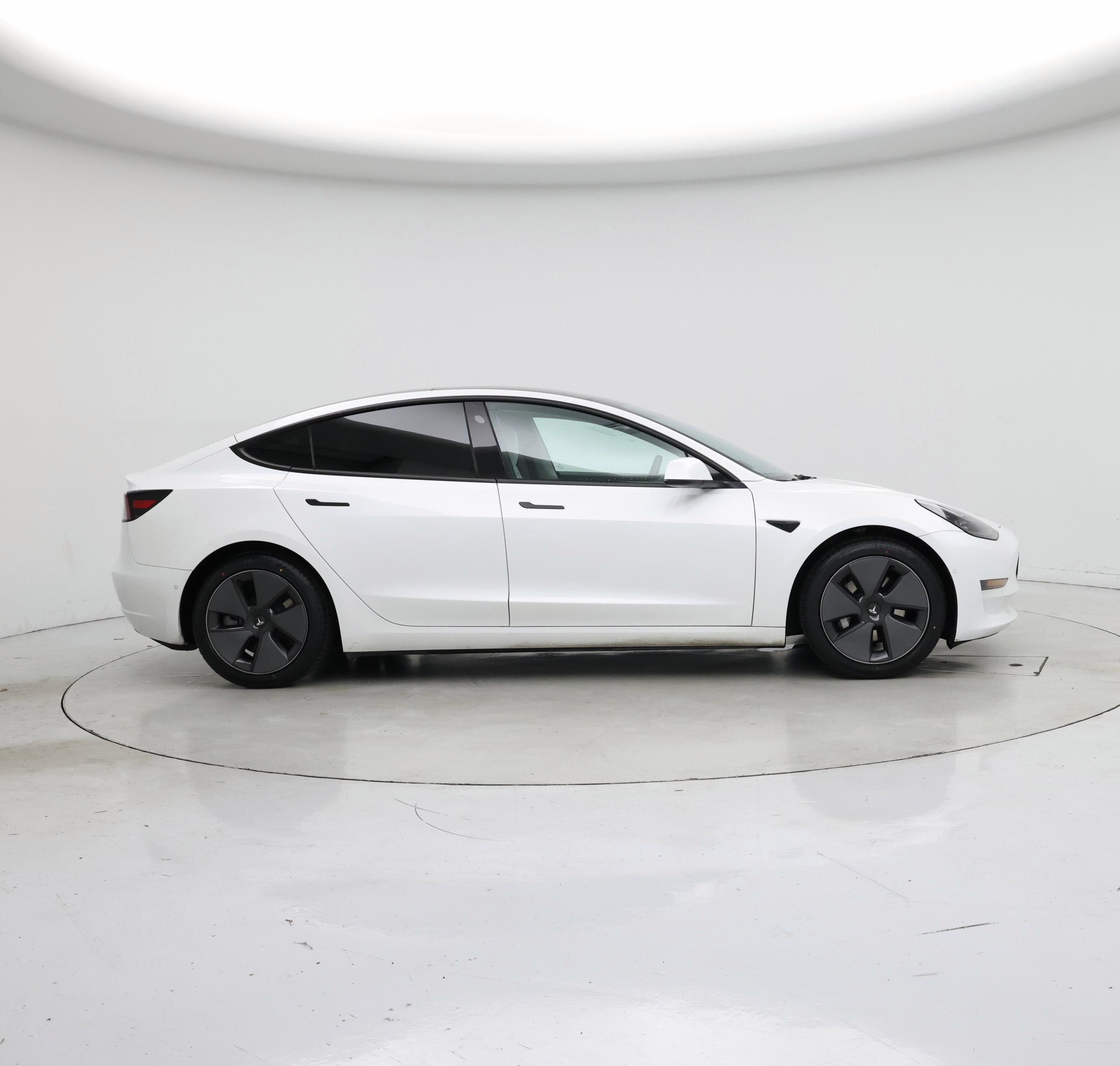 Thumbnail: 2021 Tesla Model 3 - 7