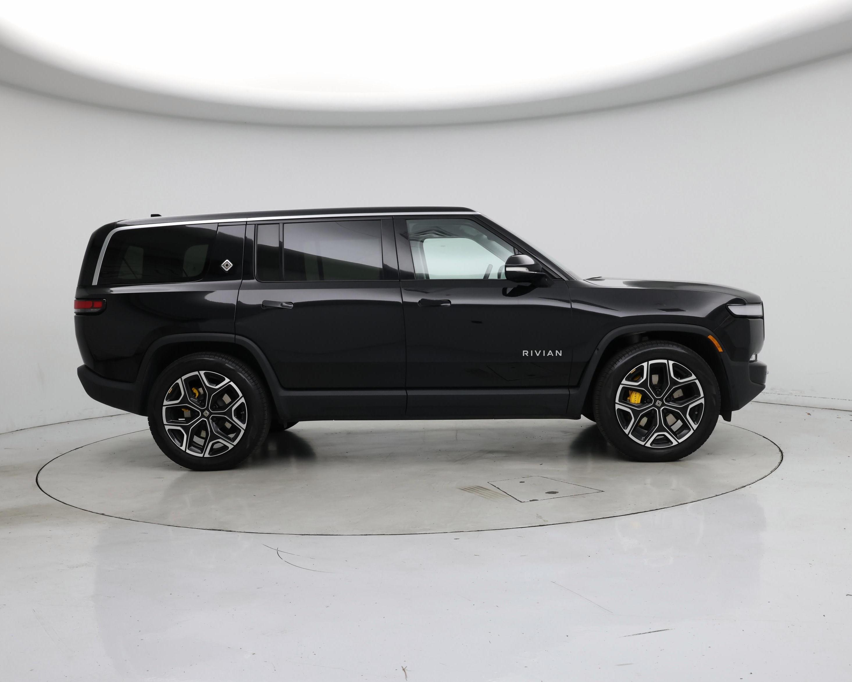 Thumbnail: 2023 Rivian R1S - 7