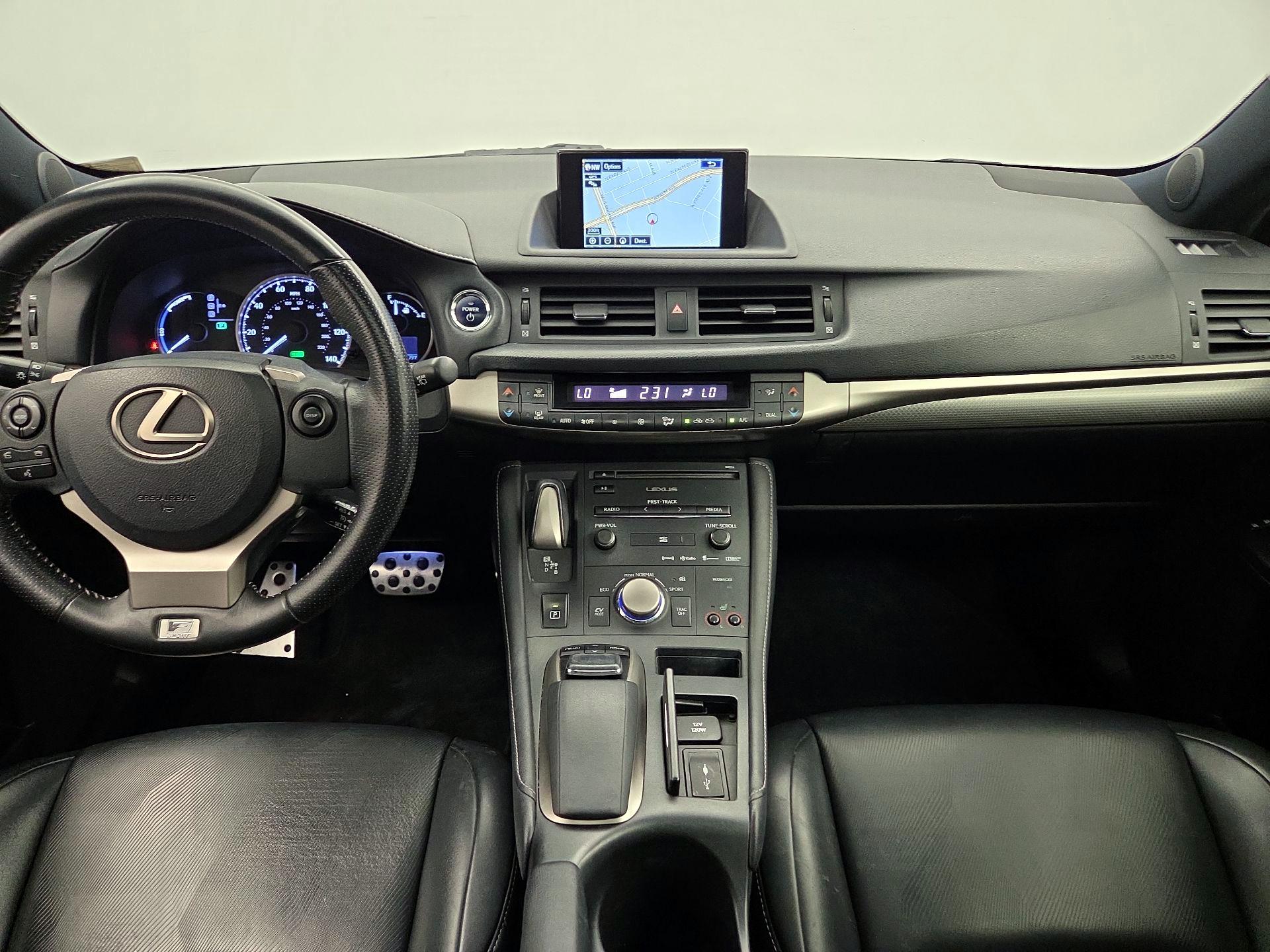 Thumbnail: 2015 Lexus CT - 9