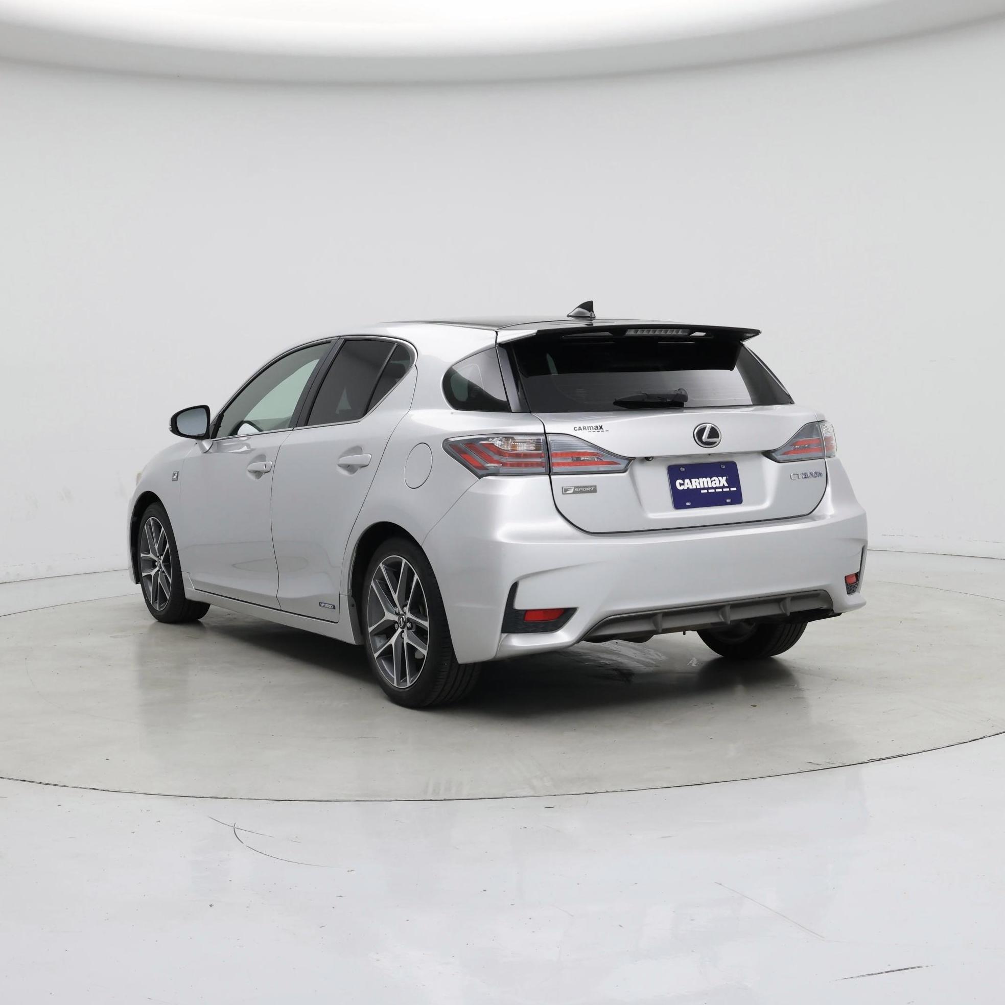 Thumbnail: 2015 Lexus CT - 2