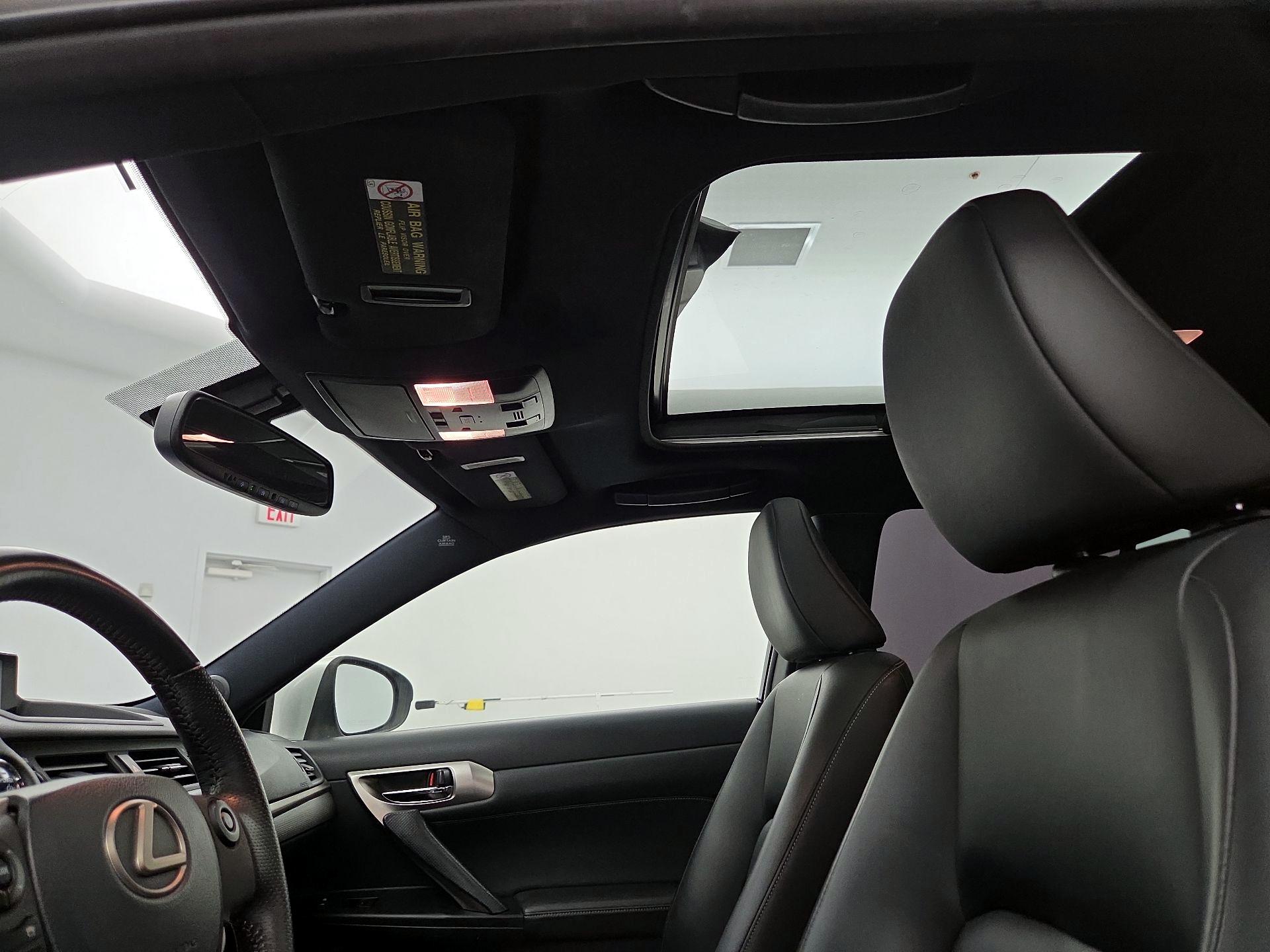 Thumbnail: 2015 Lexus CT - 20