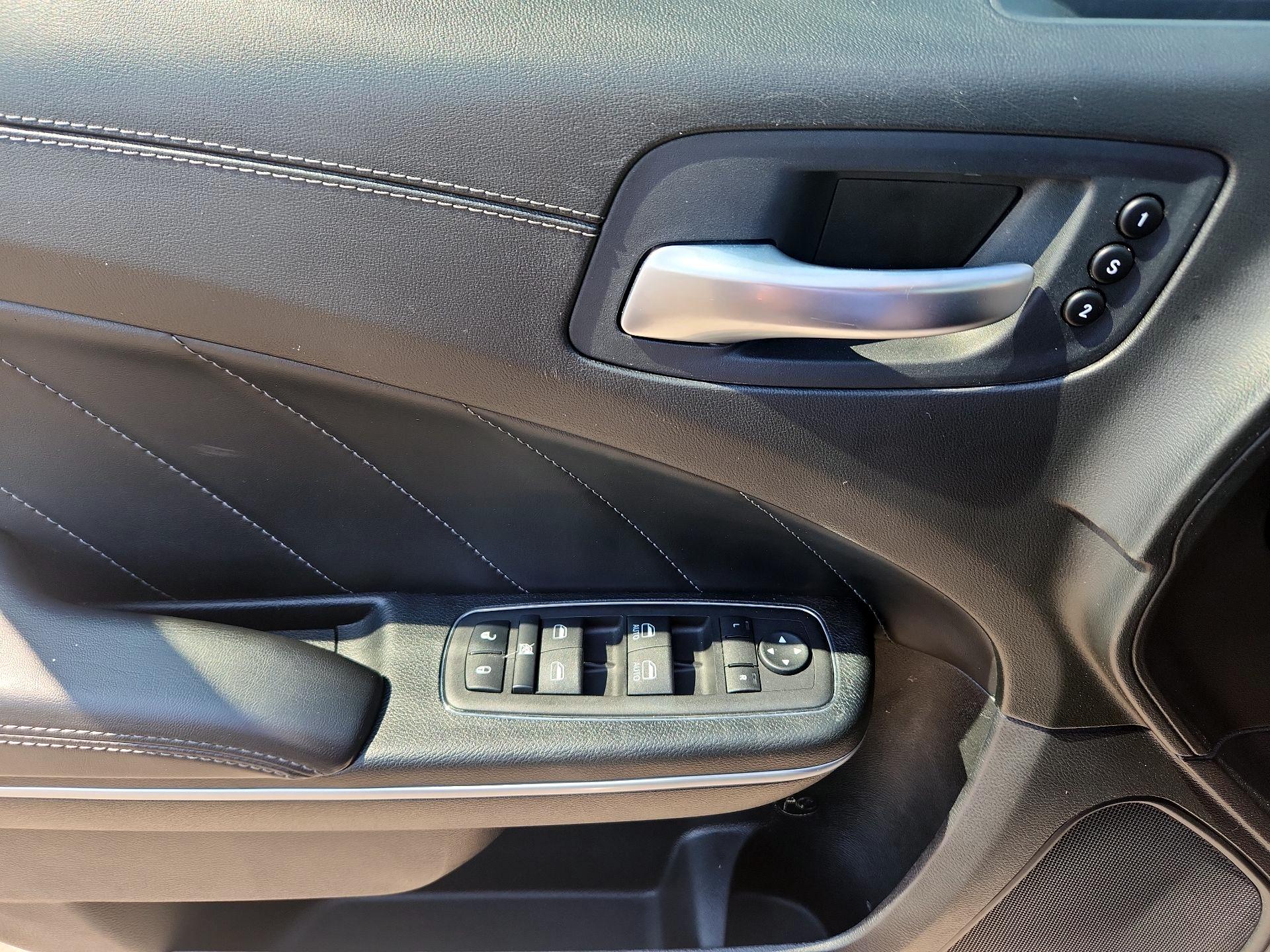 Thumbnail: 2023 Dodge Charger - 10