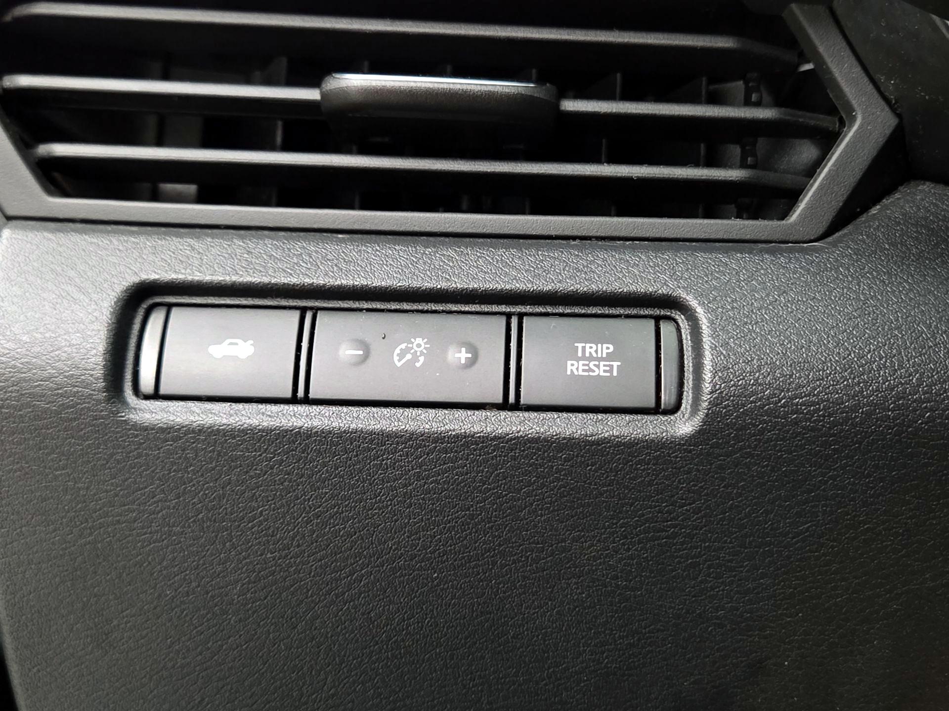 Thumbnail: 2019 Nissan Altima - 13