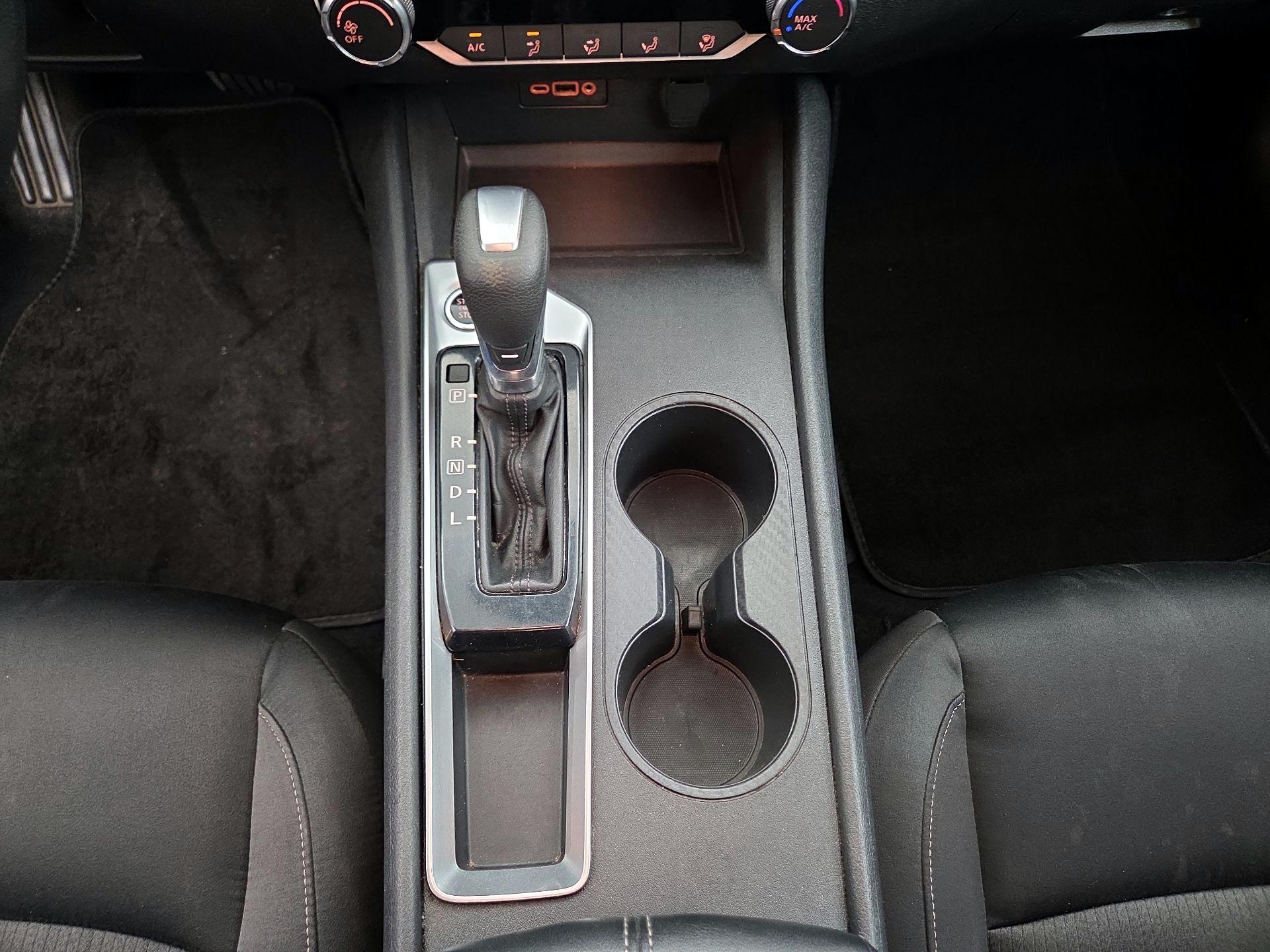 Thumbnail: 2019 Nissan Altima - 17