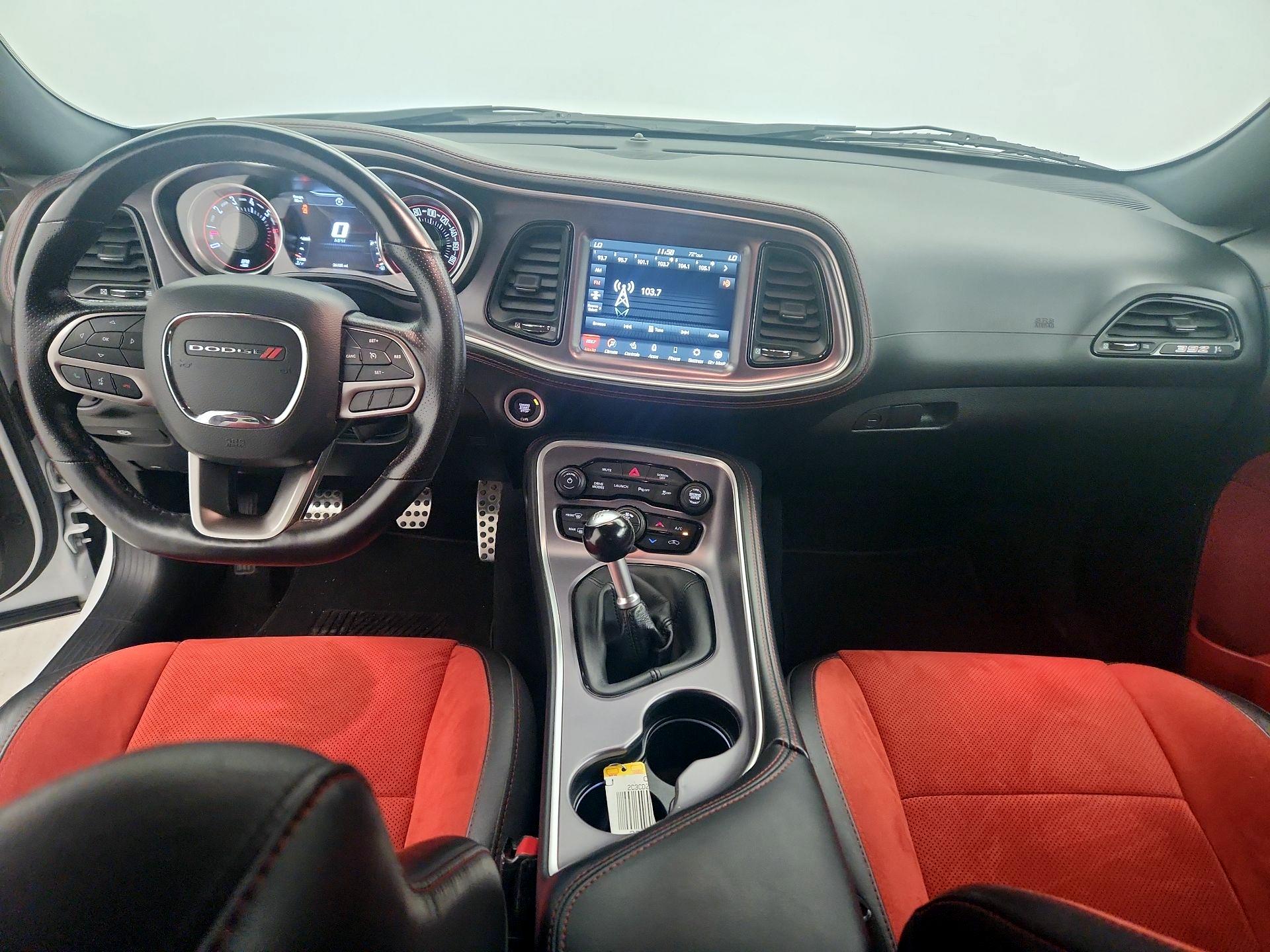 Thumbnail: 2020 Dodge Challenger - 9