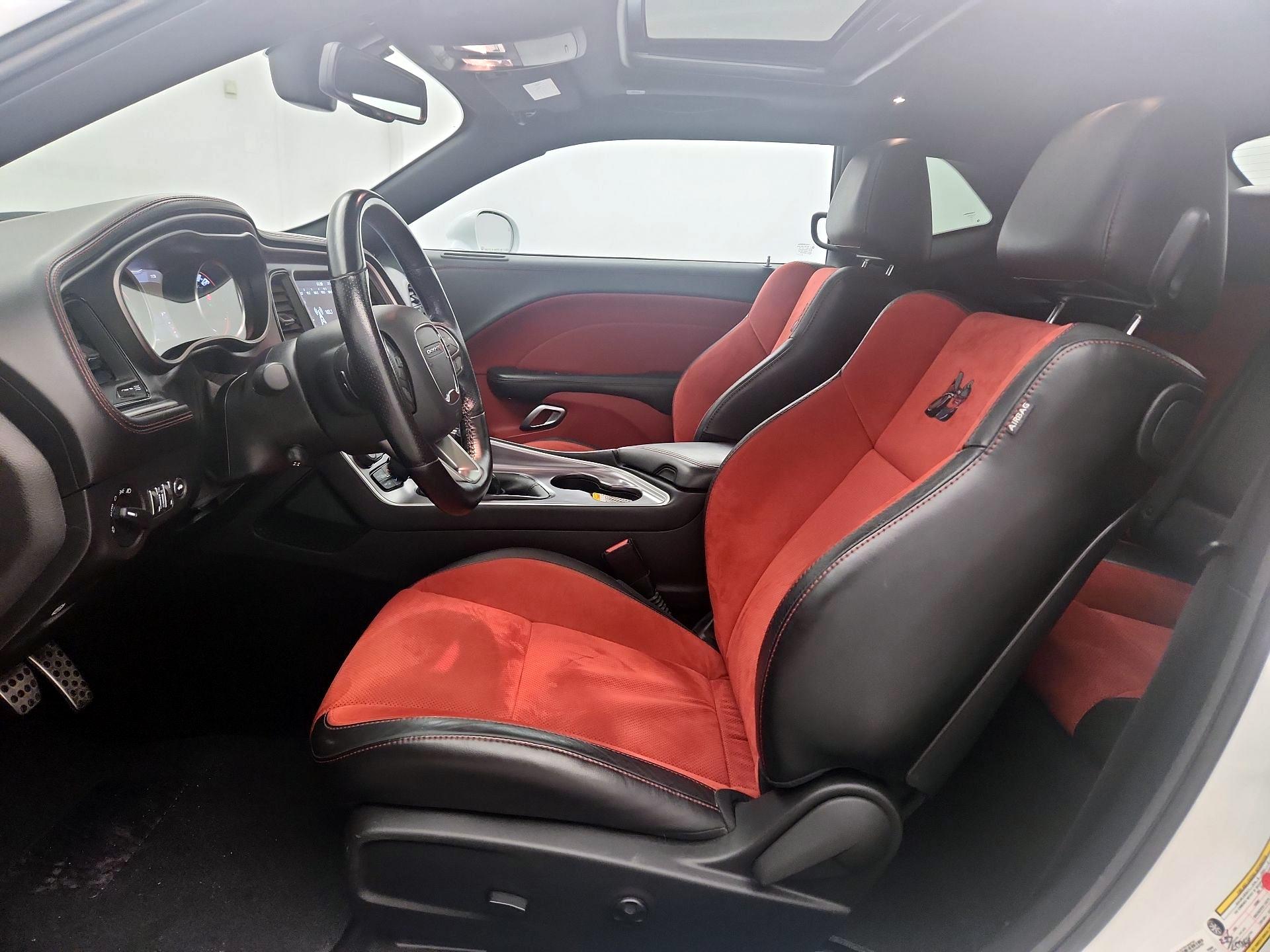 Thumbnail: 2020 Dodge Challenger - 11